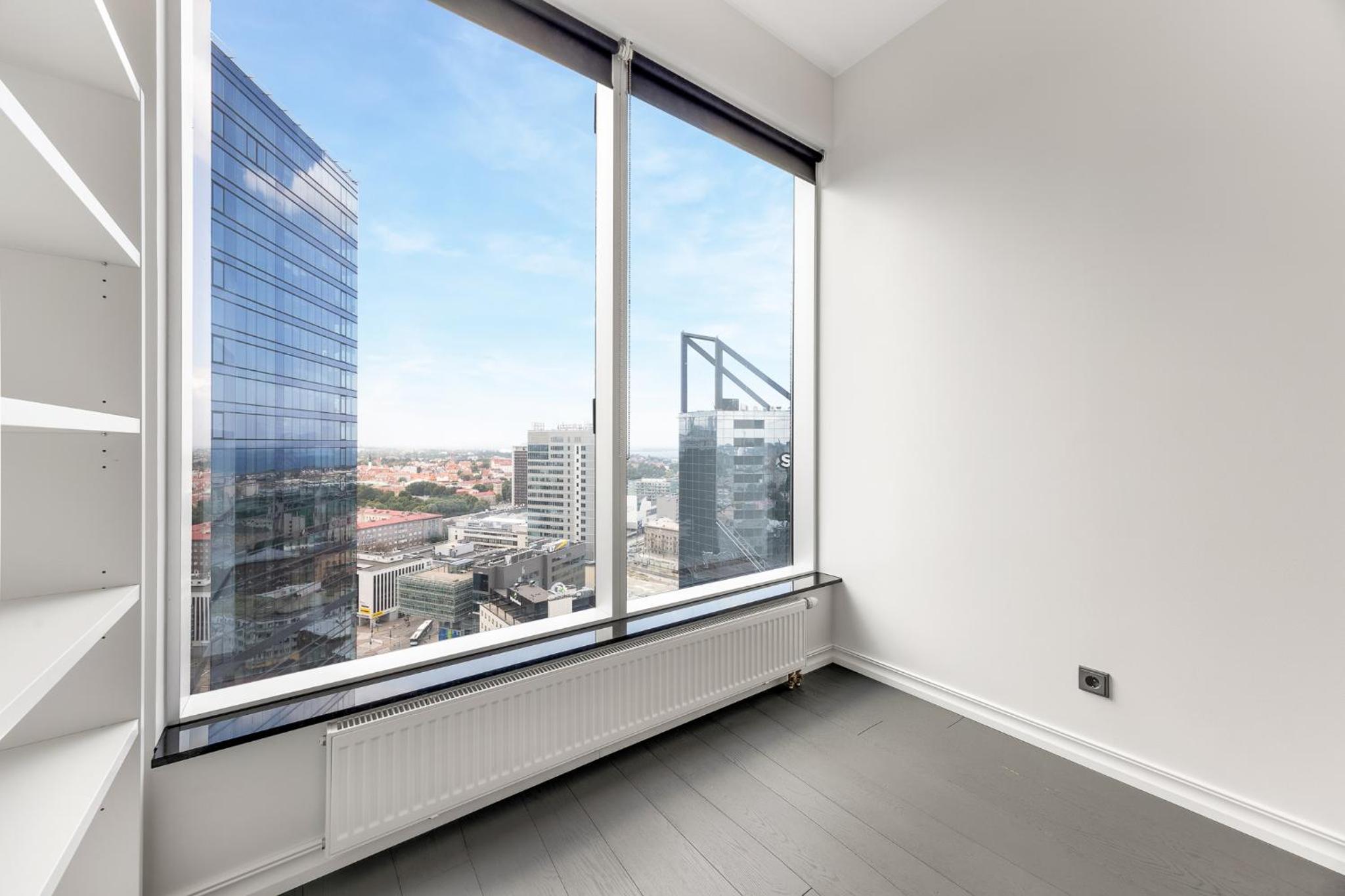 High-Rise Luxury Apartment With Amazing Panoram View in CityCentre