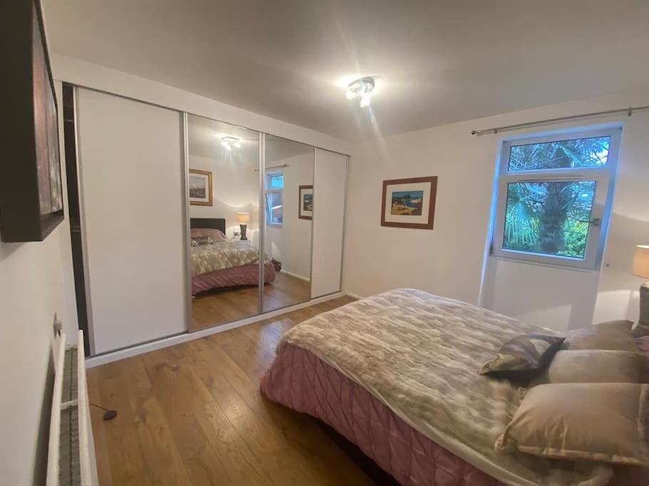 London City Retreat Escape in Oval - Elephant & Castle