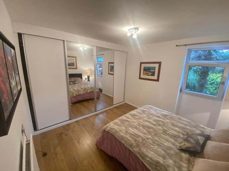 London City Retreat Escape in Oval - Elephant & Castle