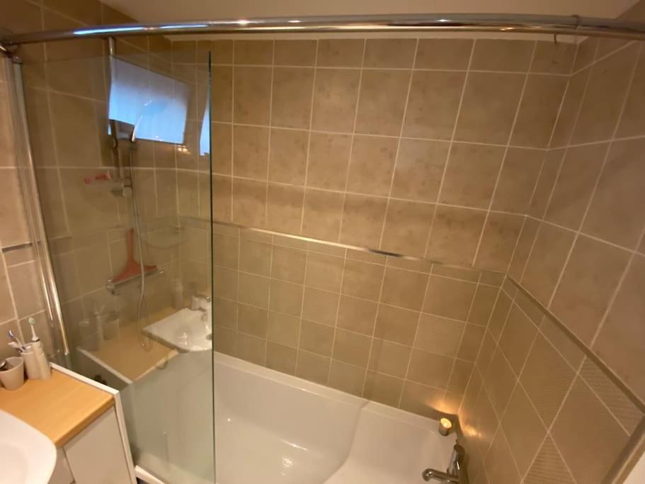 London City Retreat Escape in Oval - Elephant & Castle