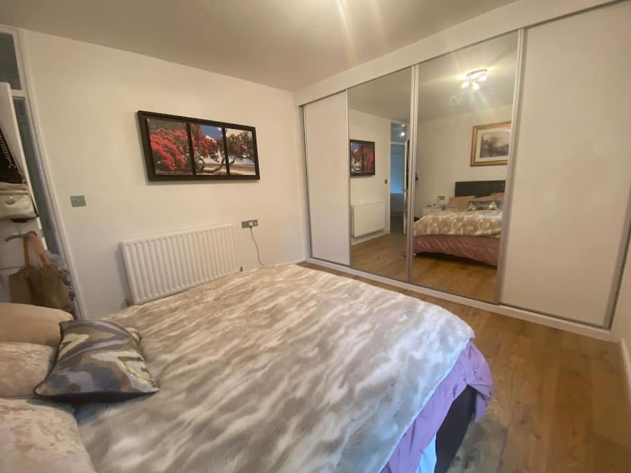 London City Retreat Escape in Oval - Elephant & Castle