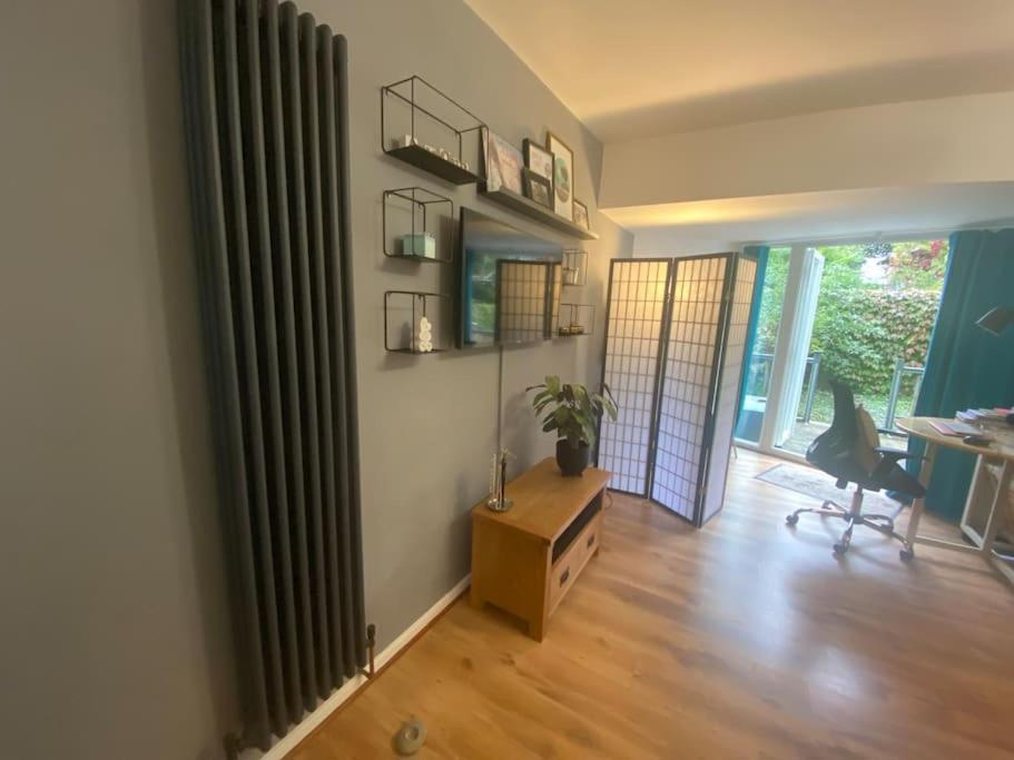 London City Retreat Escape in Oval - Elephant & Castle