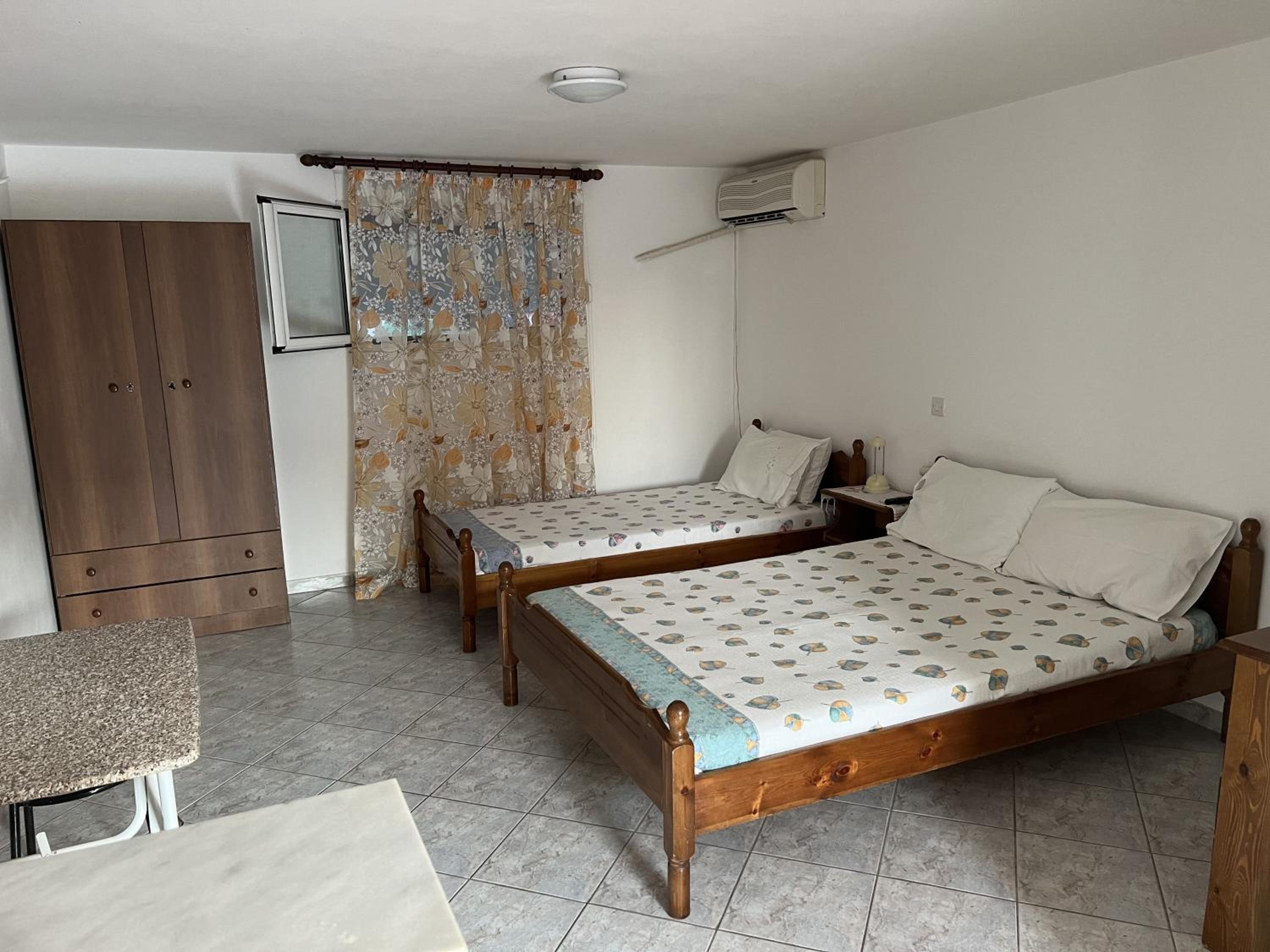 Kakovatos Guest Rooms