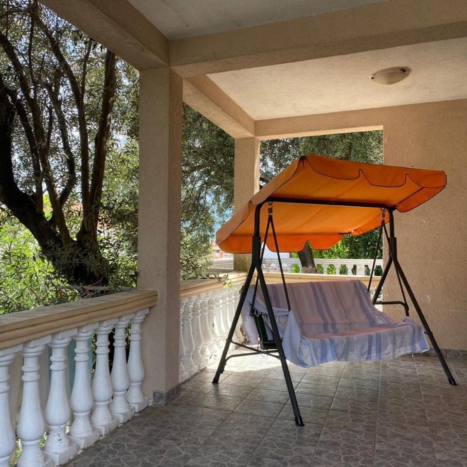 Apartments Arina