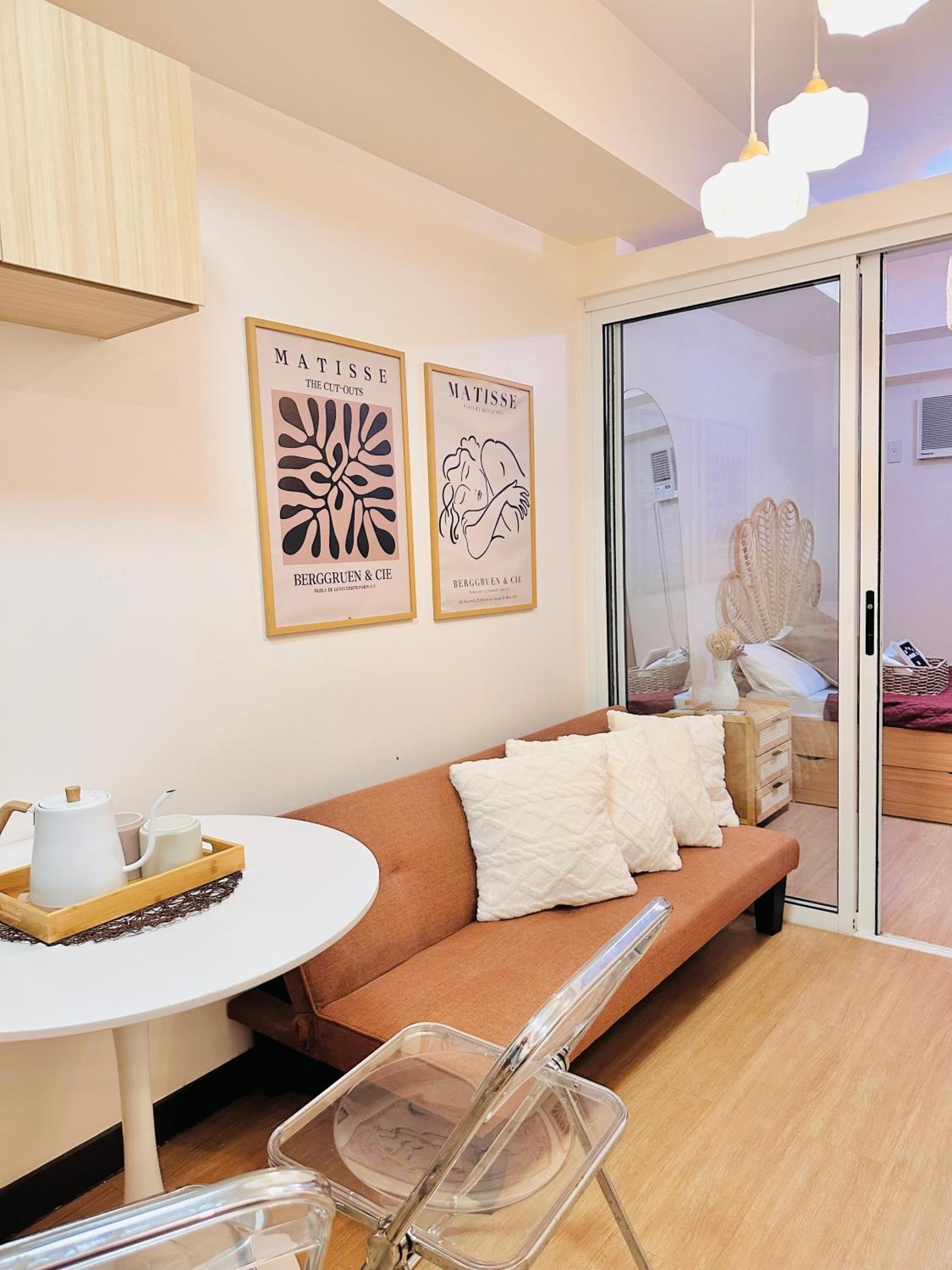 Dcardea Staycation