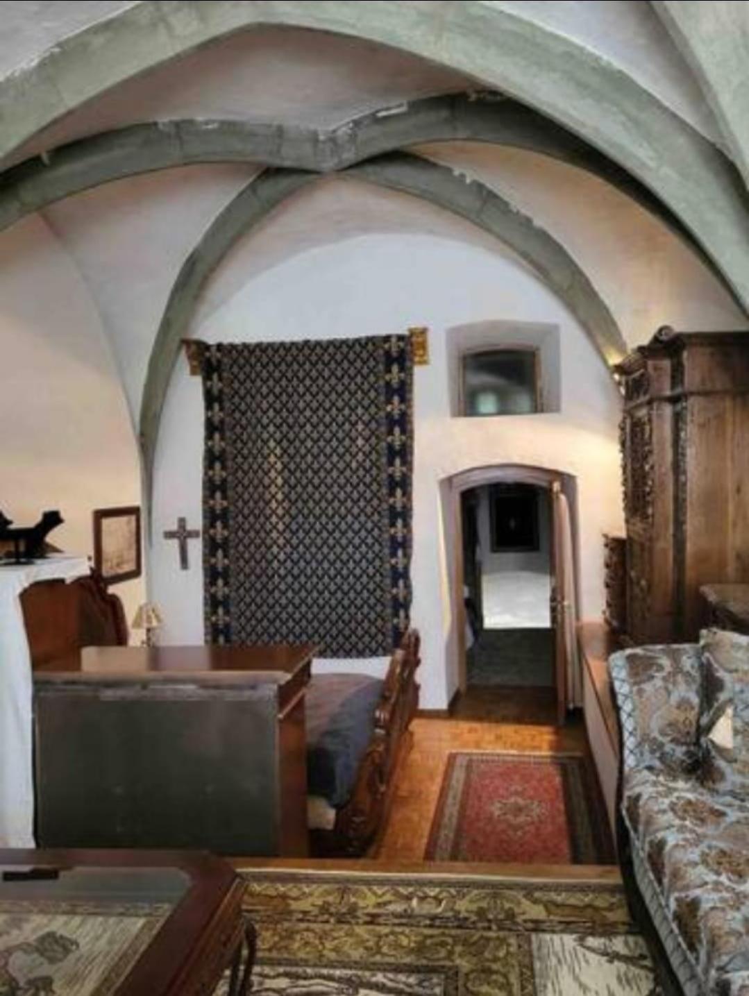 Burg Hermannstein - Queens Room view 2
