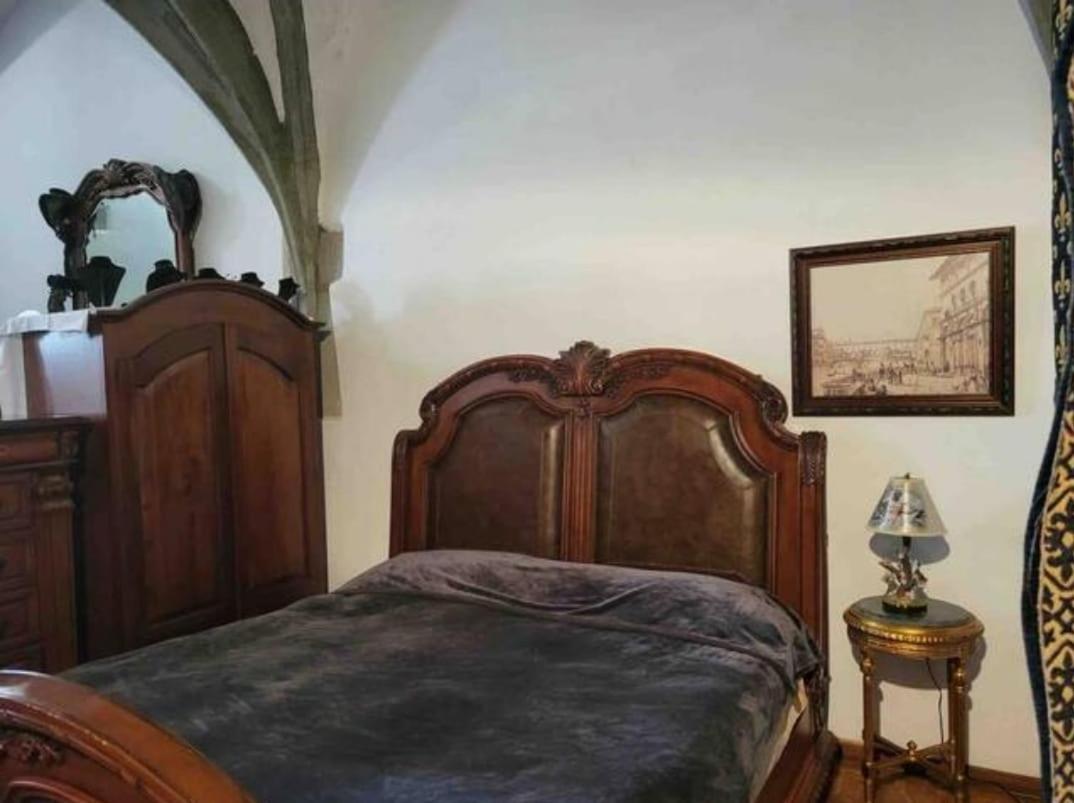 Burg Hermannstein - Queens Room view 3