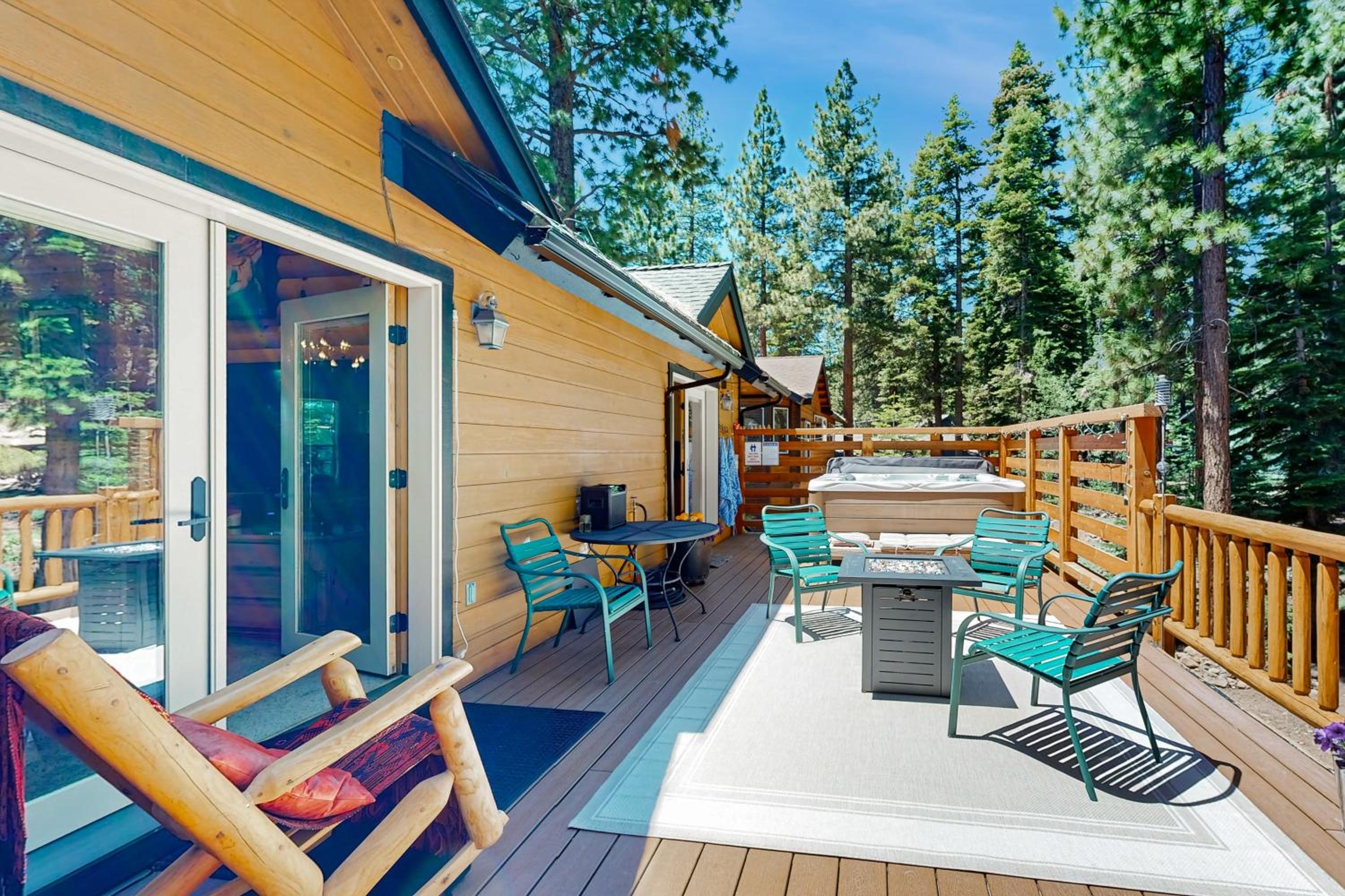 Spacious Deck with Private Hot Tub Kings Beach Gem