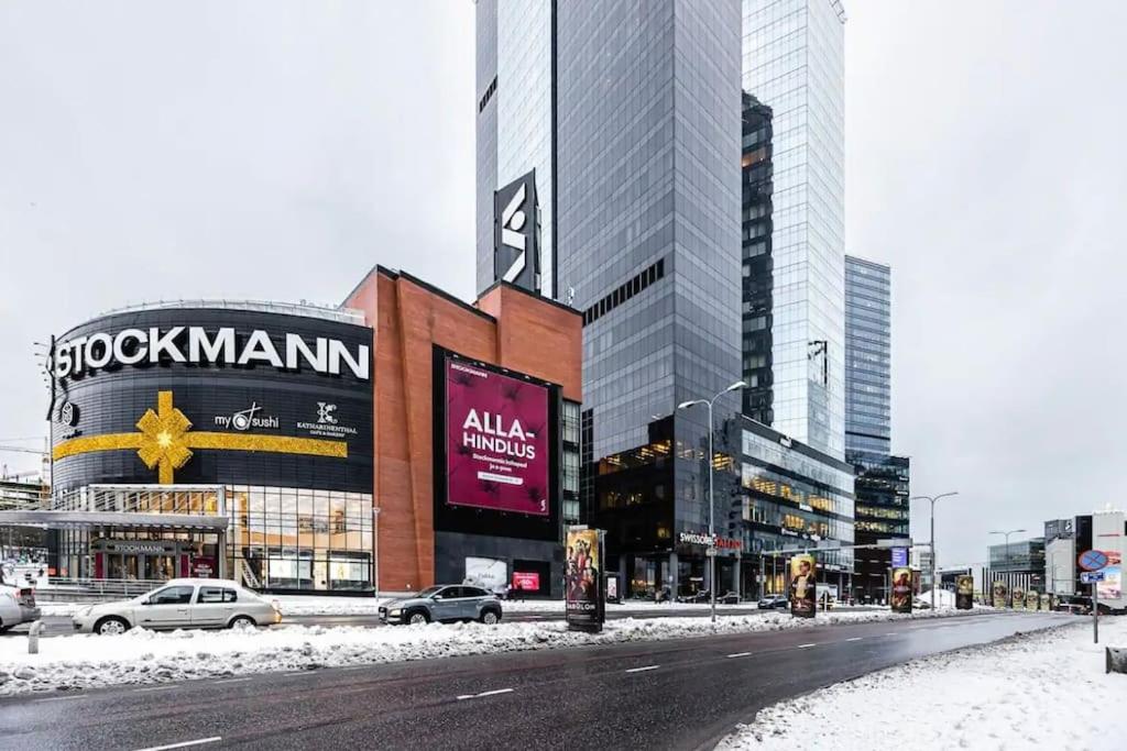 High-Rise Luxury Apartment With Amazing Panoram View in CityCentre