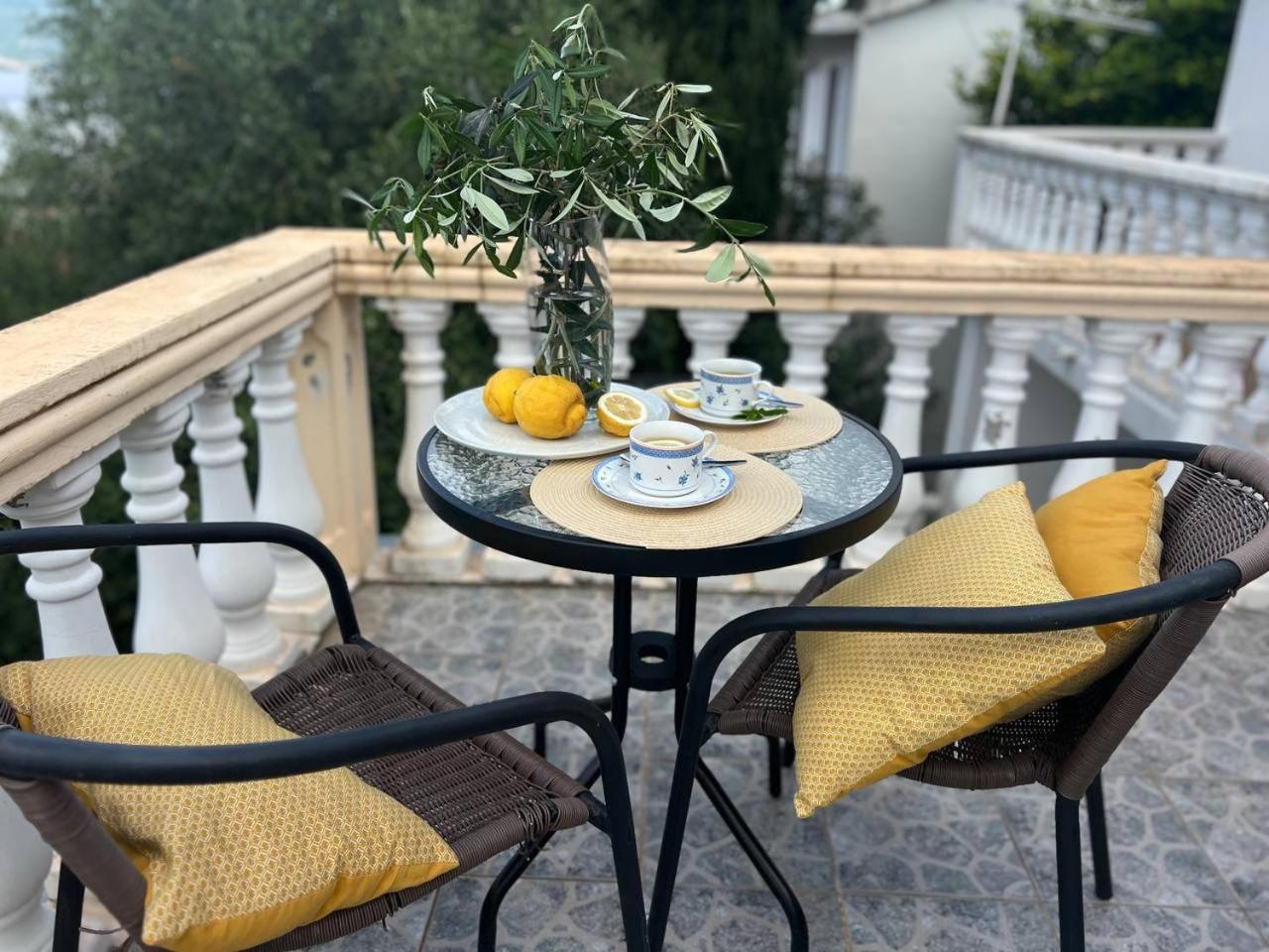Apartments Arina