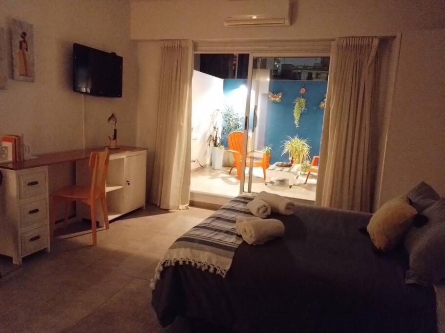 Hermoso estudio con patio privado