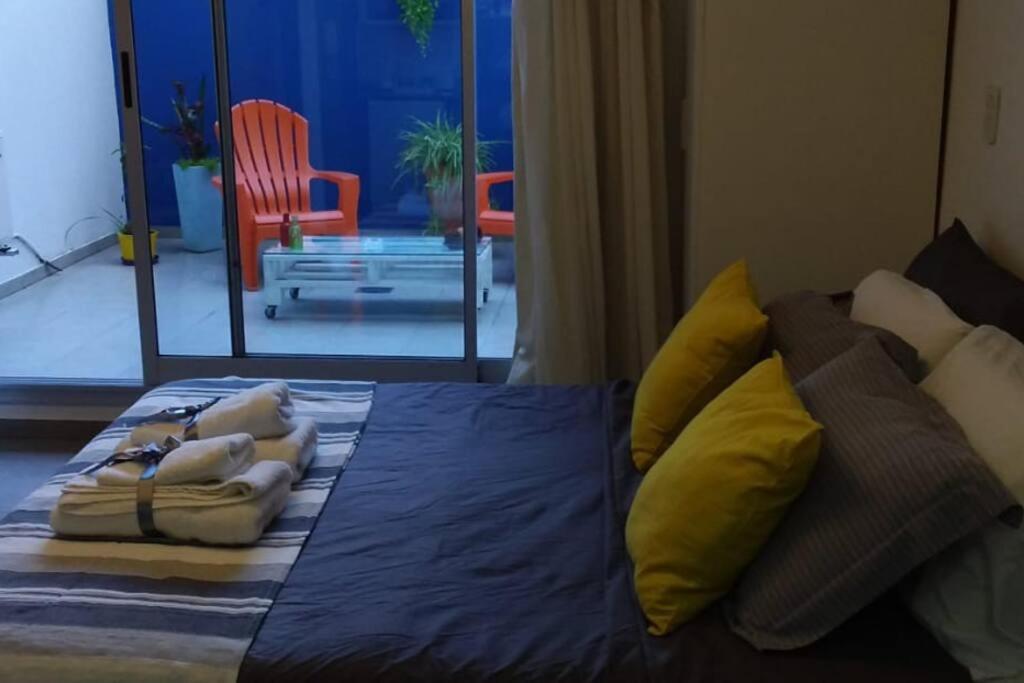 Hermoso estudio con patio privado