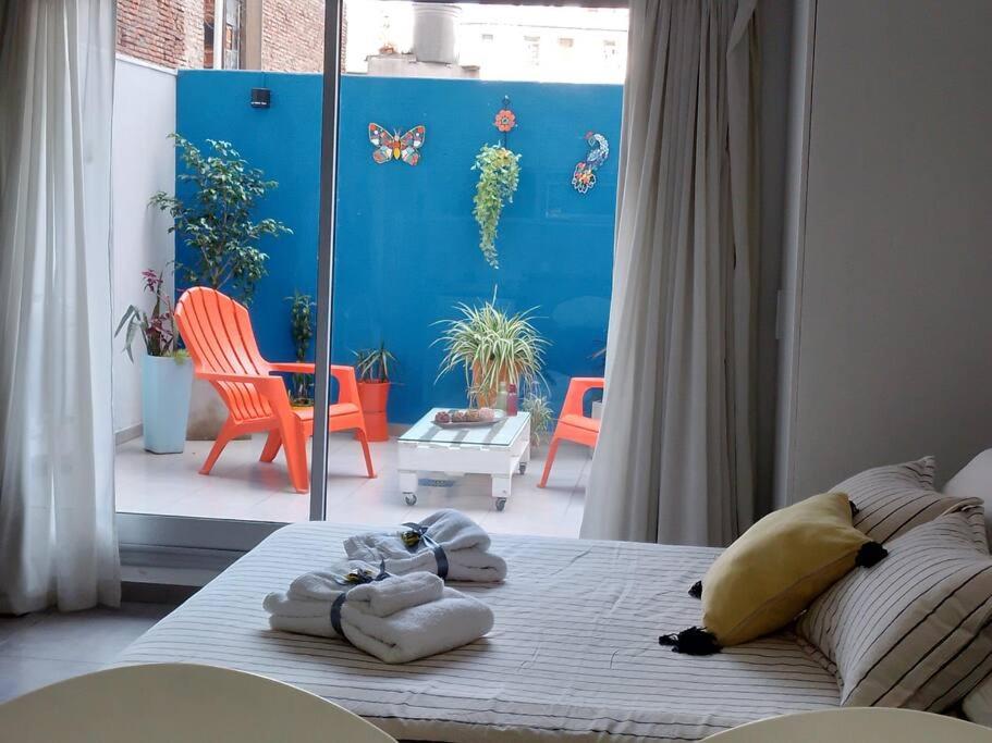 Hermoso estudio con patio privado