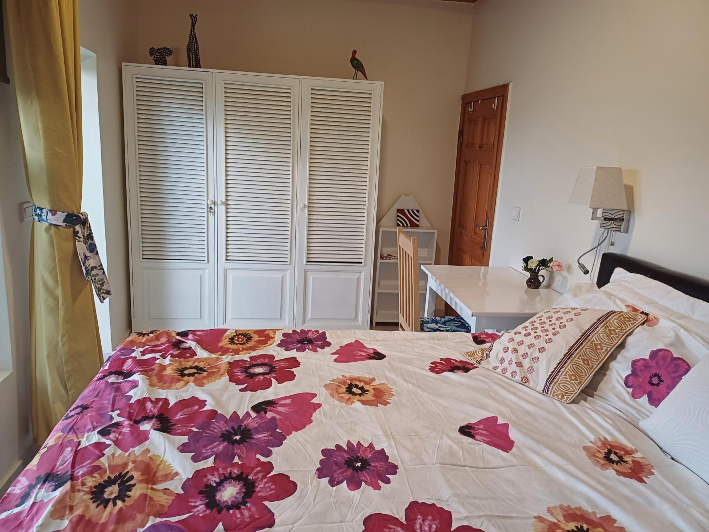 Two Sunbirds Rental