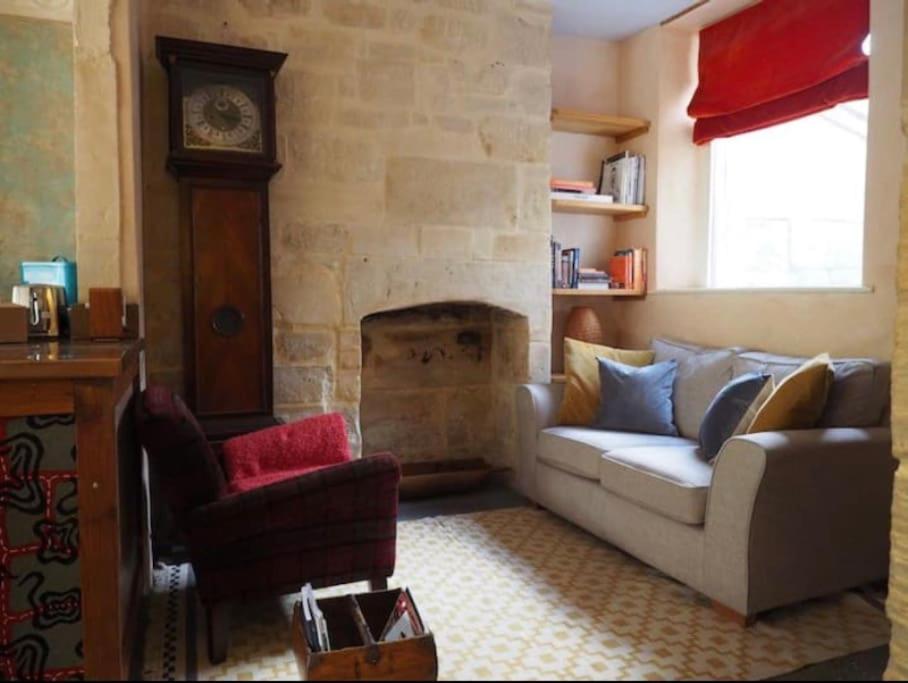 Tranquil House in Bath Centre view 4