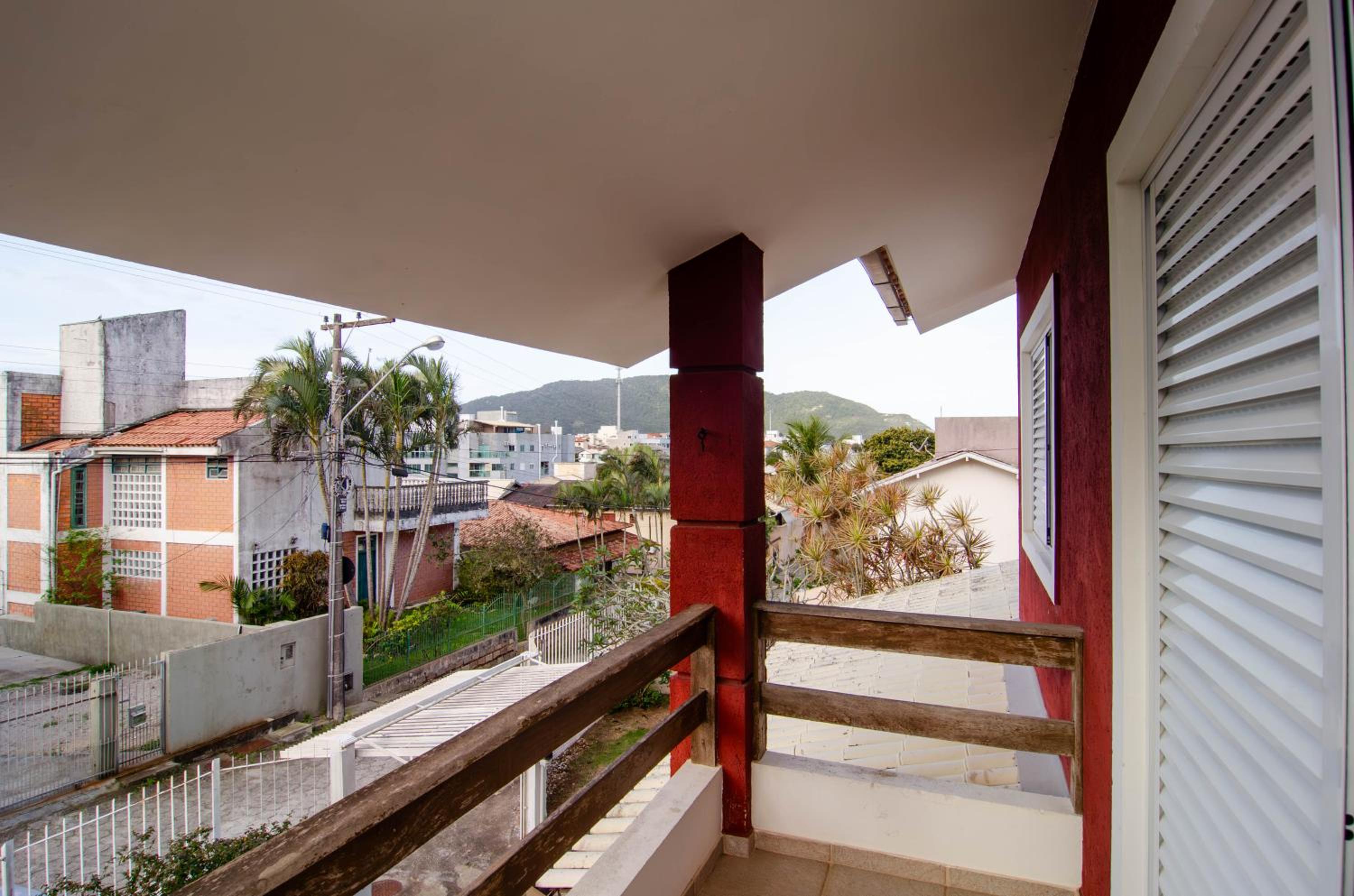 Casa c/ Terraço, 500m da Praia nos Ingleses JT1089