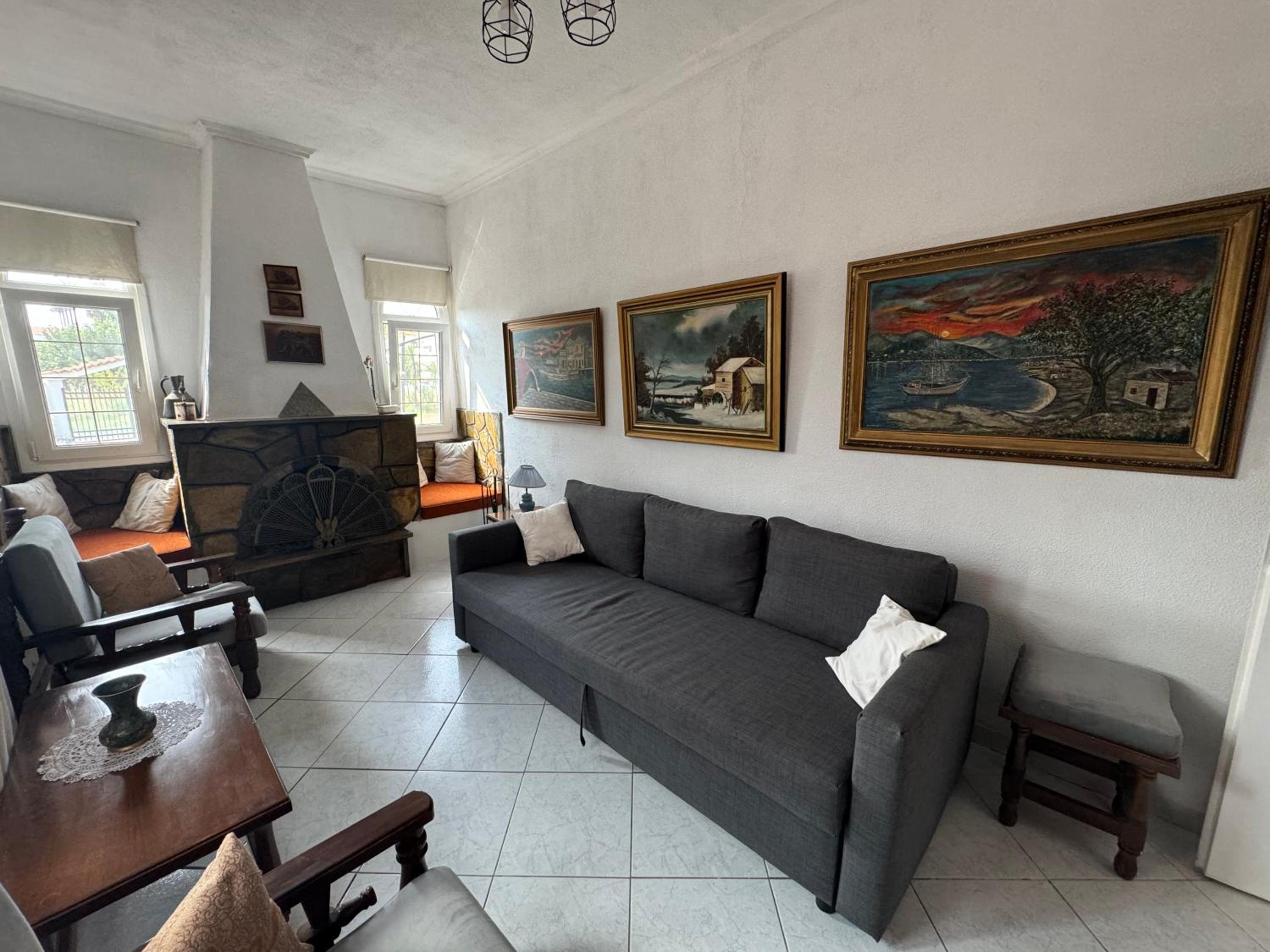 Nikiti Cottage House
