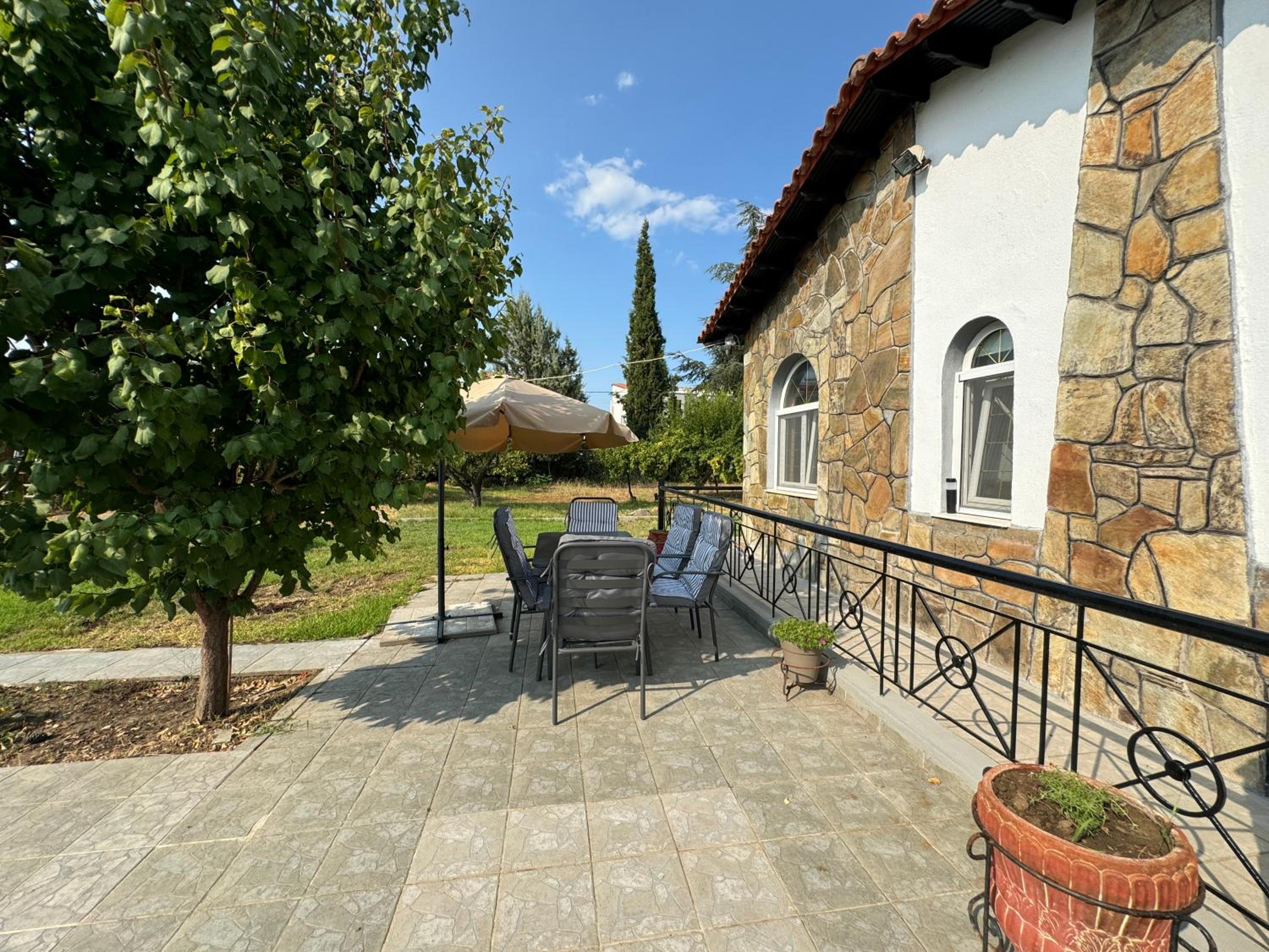 Nikiti Cottage House