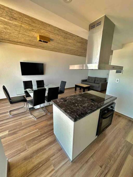 Hermoso Departamento Frente al Mar para 1-4 Personas