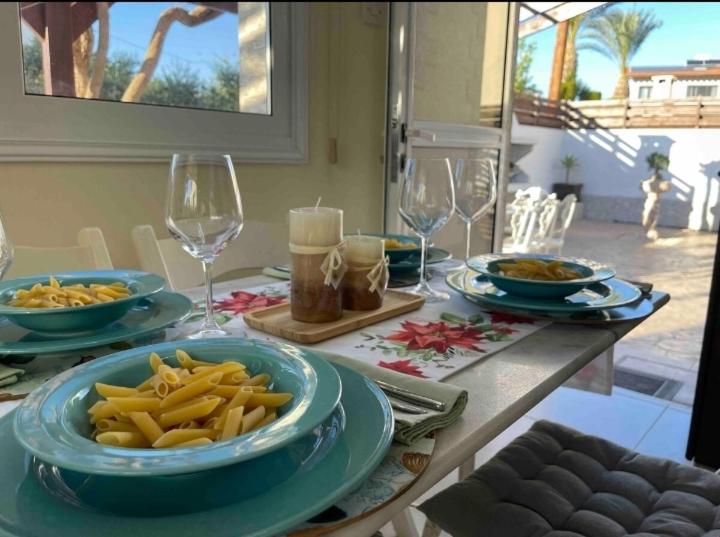 Nissi Farytail pool and Sea view
