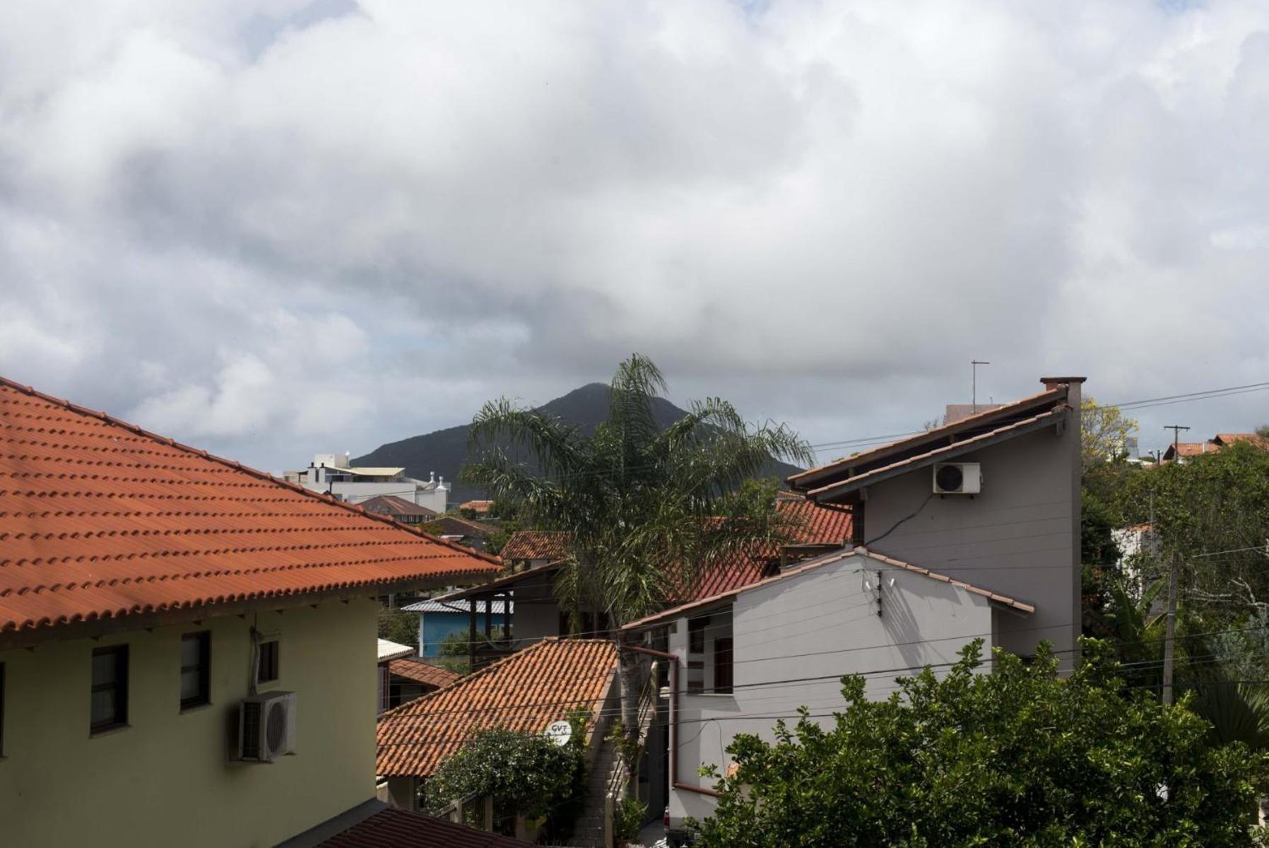 80m da Praia dos Ingleses, Wi-fi 250 mega ING4305