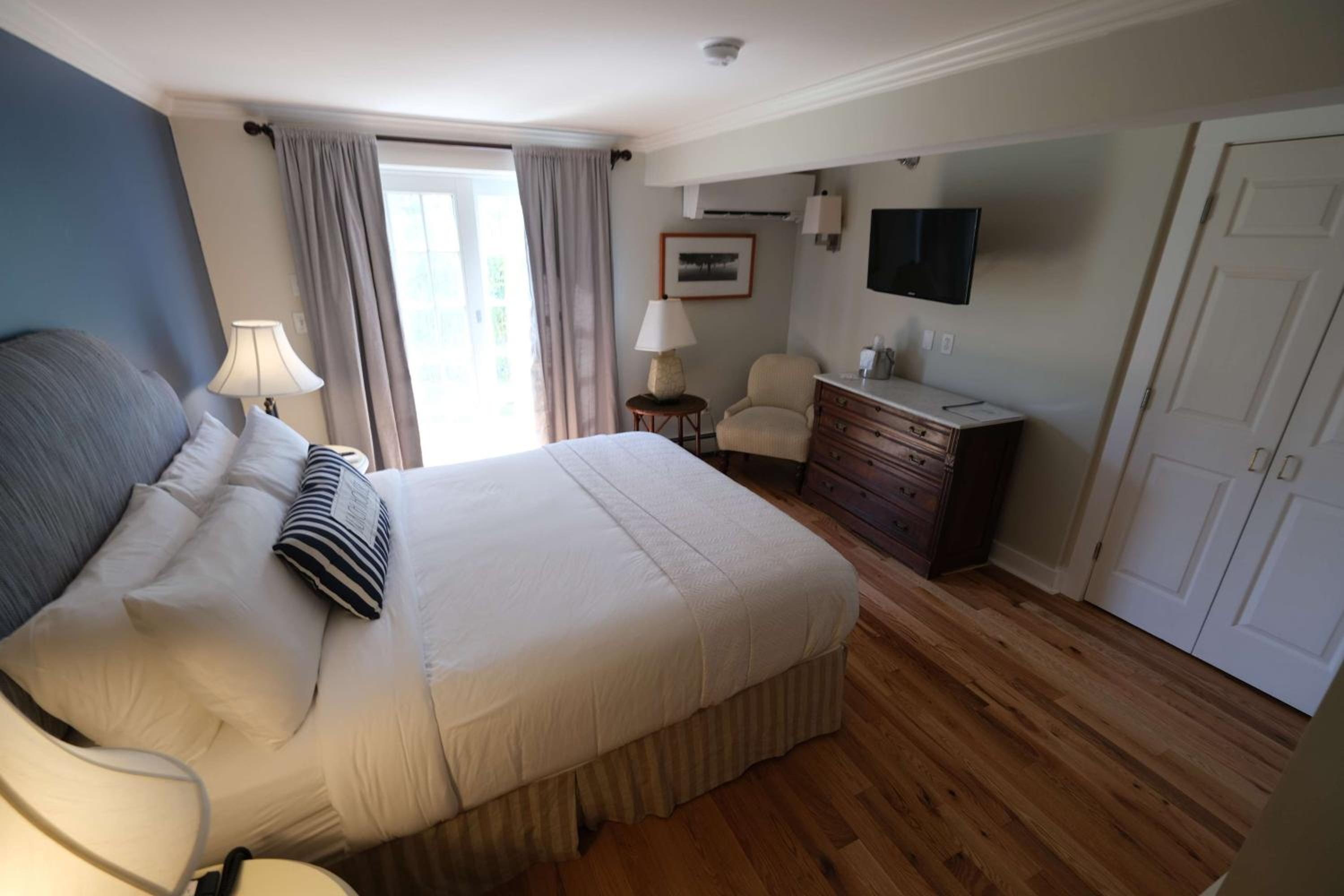 The Beach House Inn