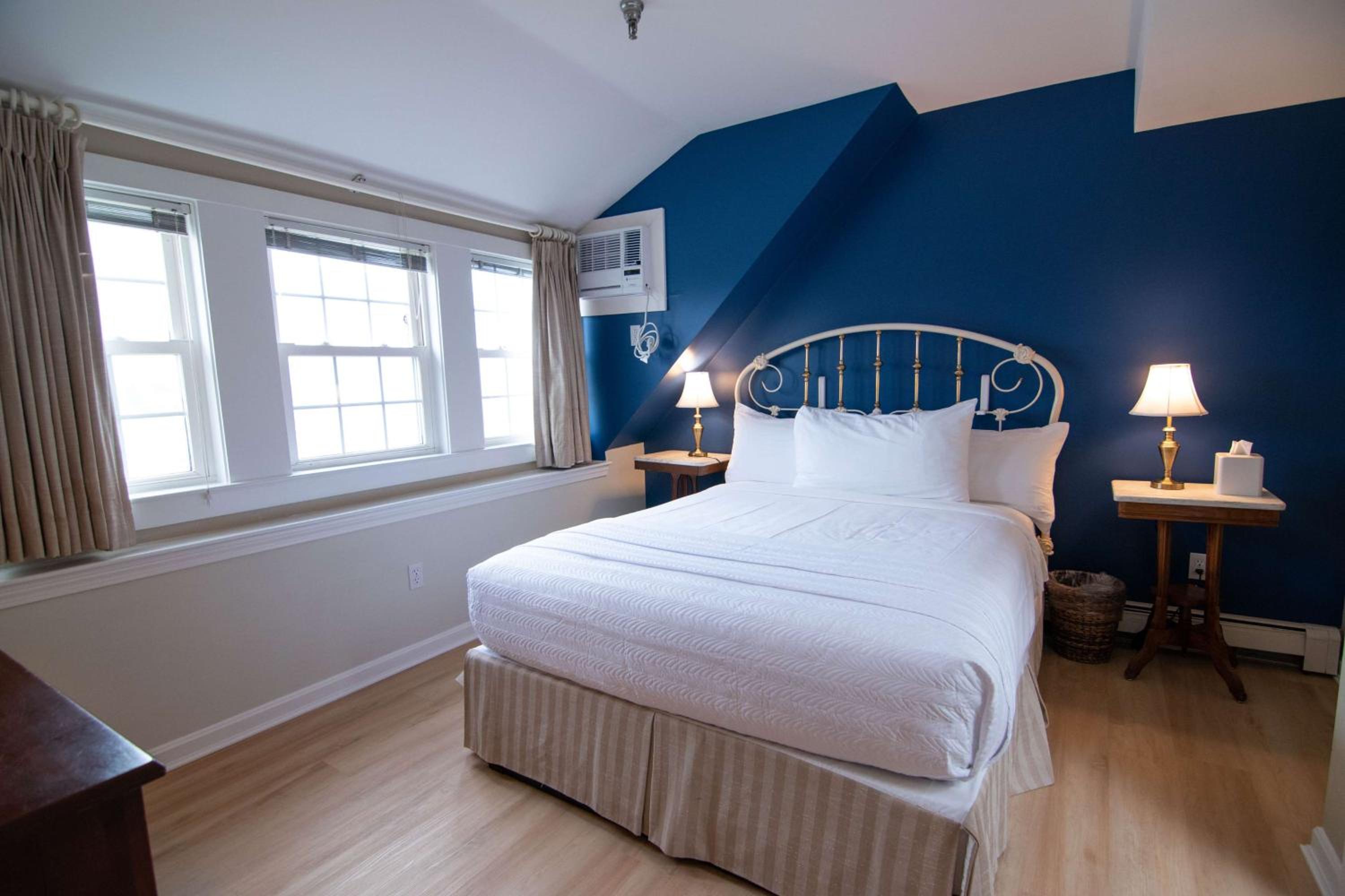 The Beach House Inn