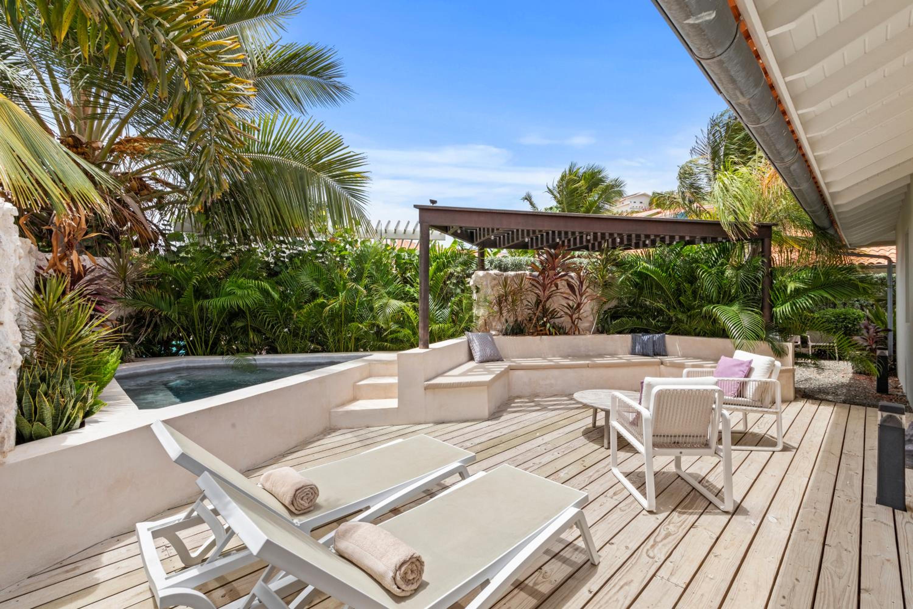 Exclusive Villa - Private Pool - Vredenberg Village