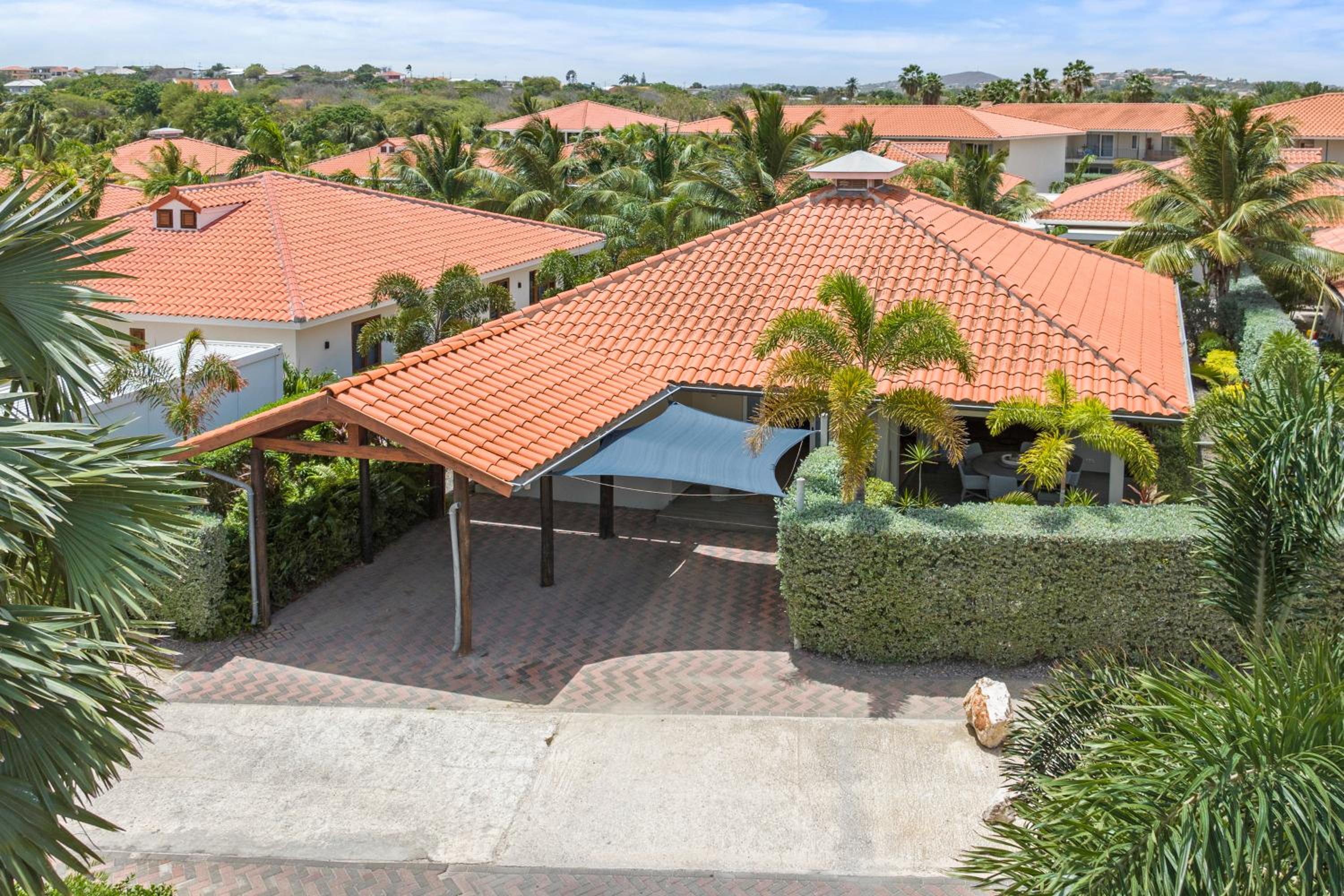 Exclusive Villa - Private Pool - Vredenberg Village