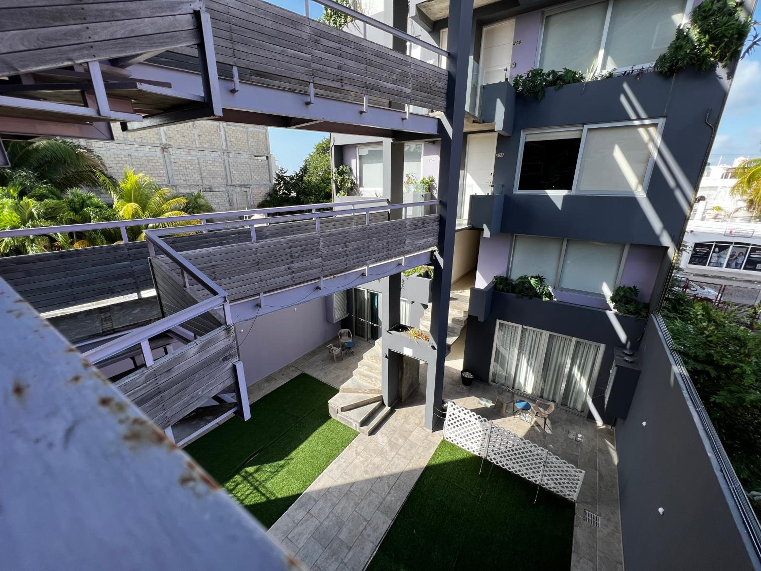 Playa Centro Rooftop Apartments & Studios