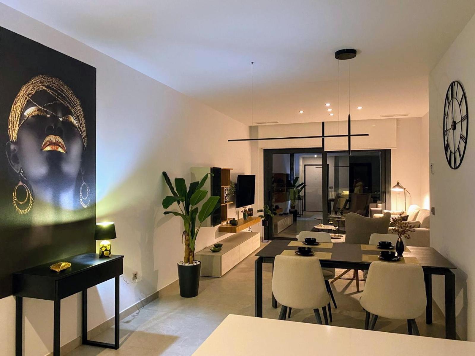 Sunset Cliffs Terra Gold apartment