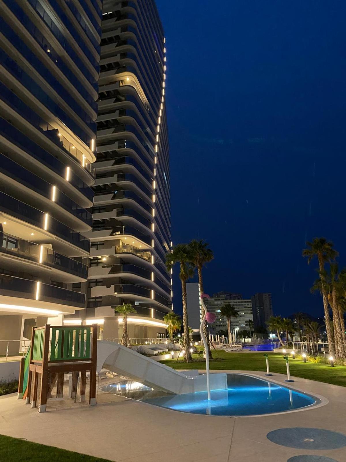 Sunset Cliffs Terra Gold apartment