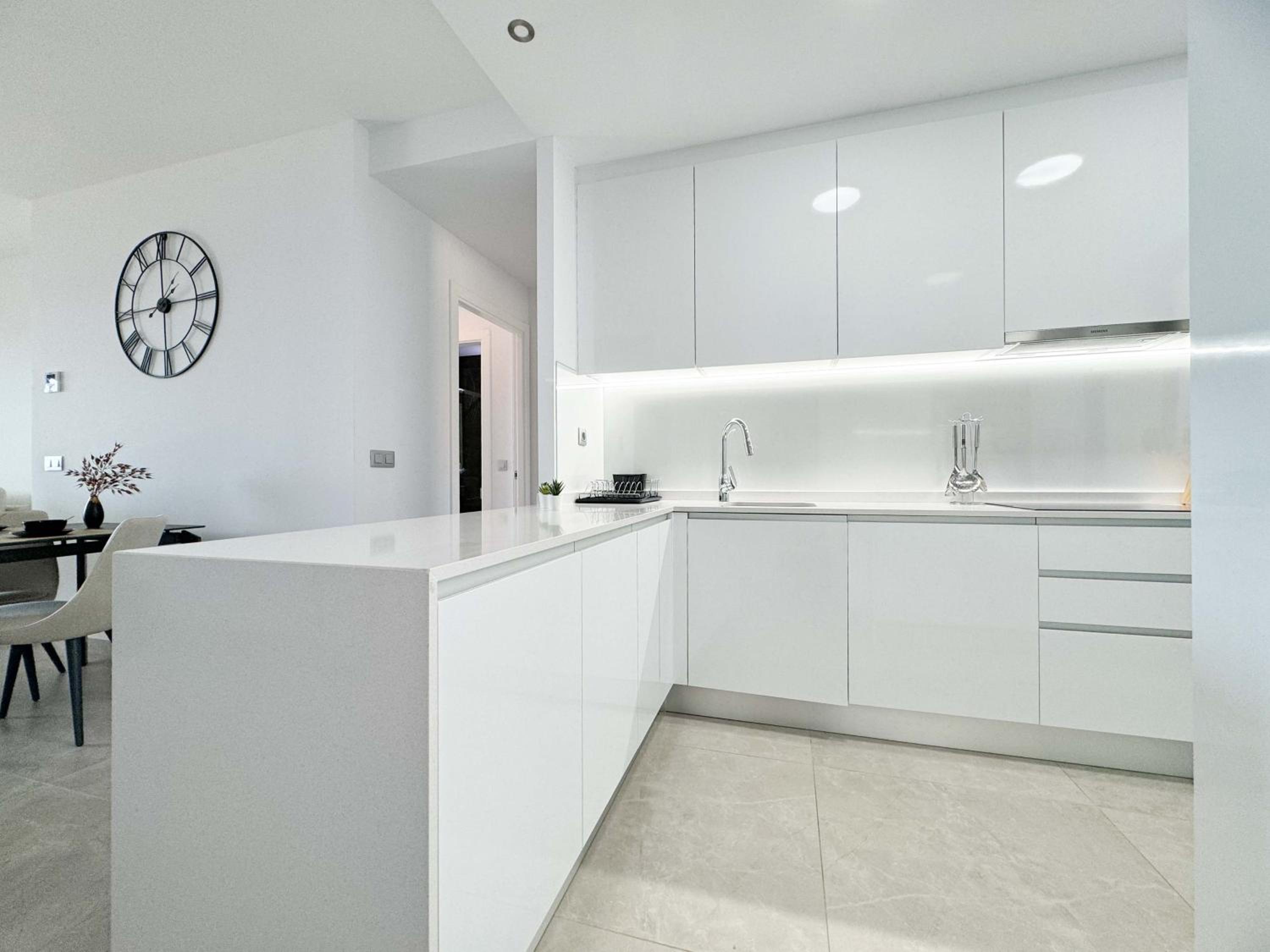 Sunset Cliffs Terra Gold apartment