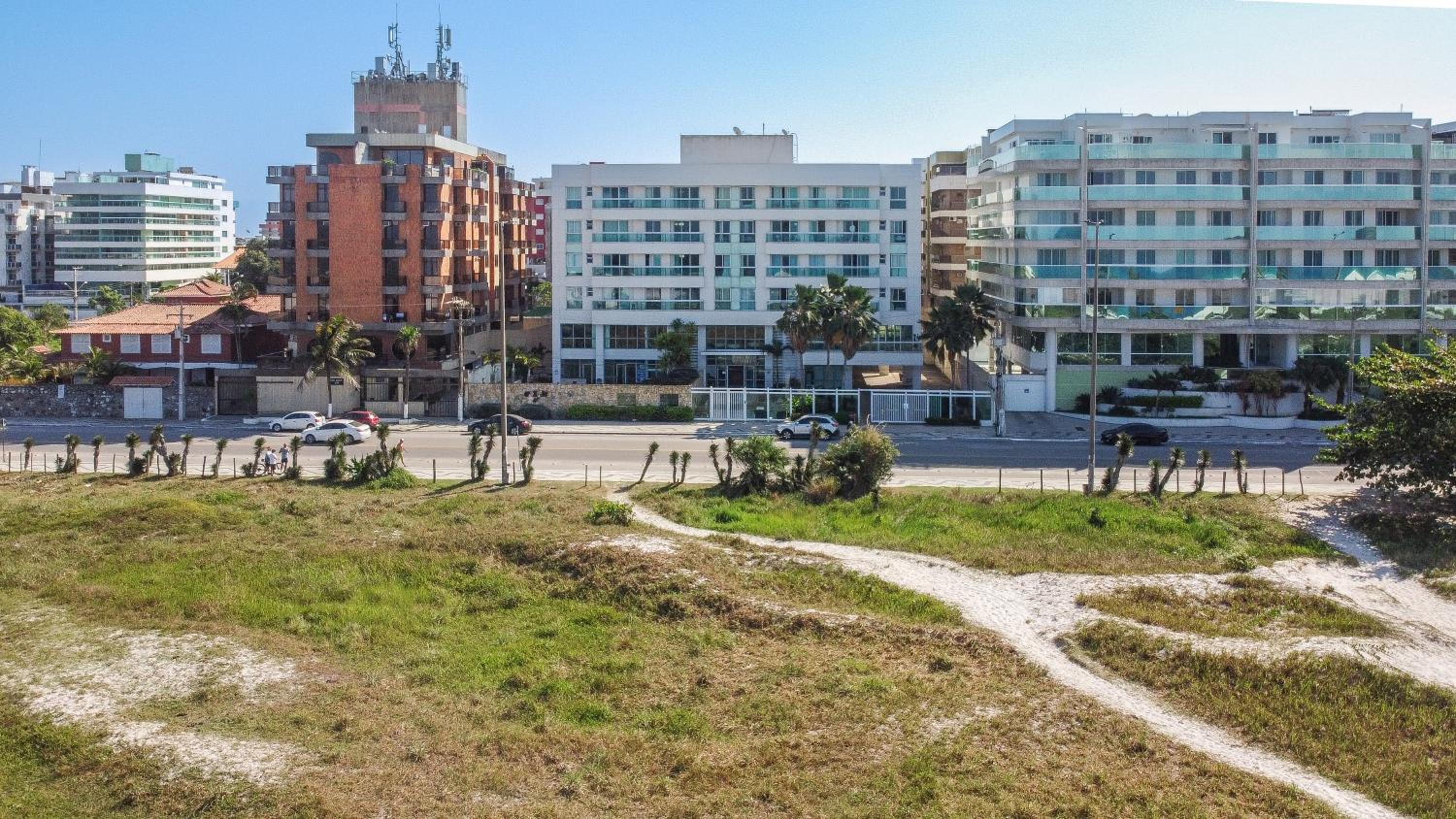Hotel Lindo Apto, Prédio beira mar com Piscina e Hidro - Image 1