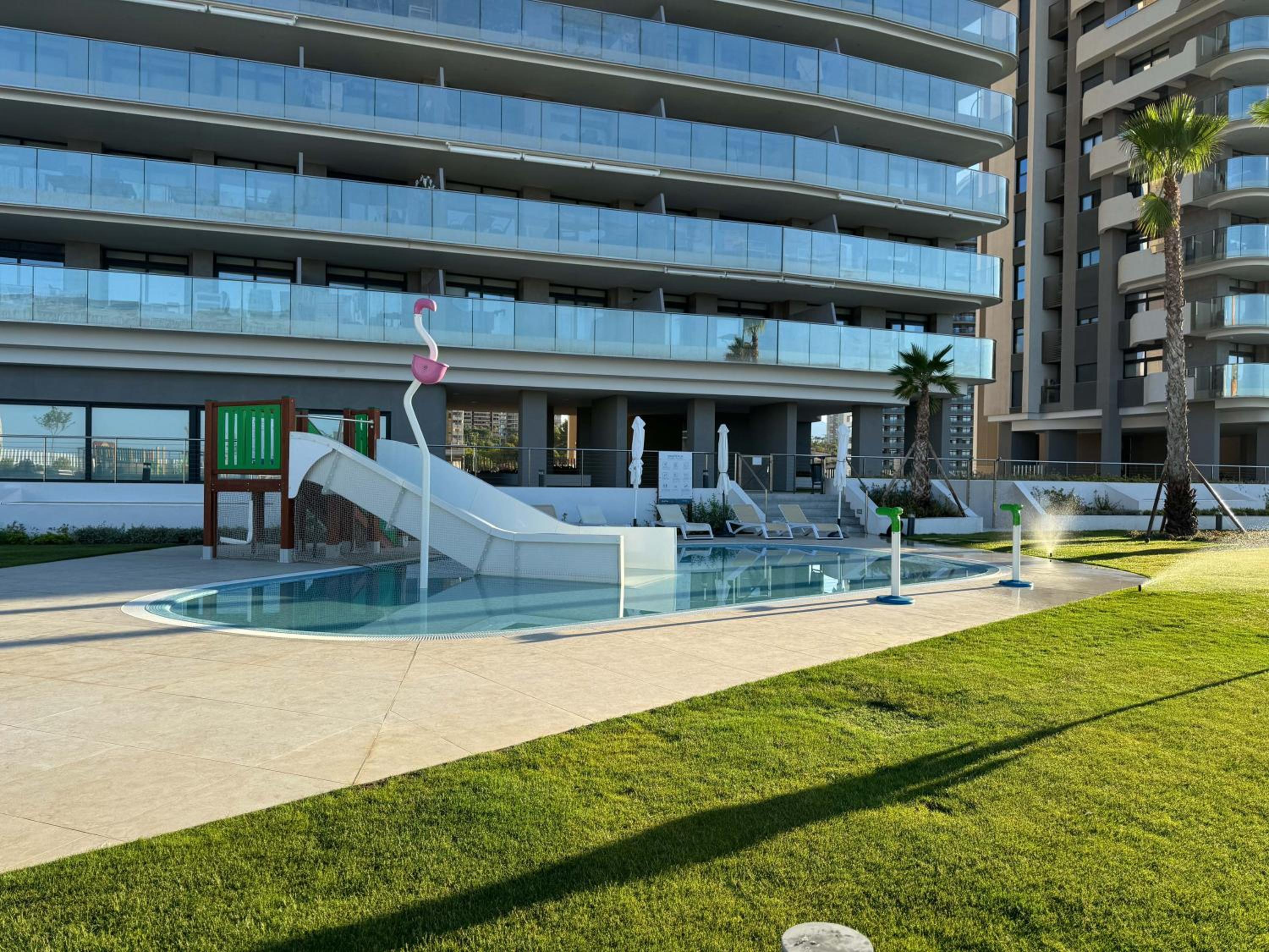 Sunset Cliffs Terra Gold apartment