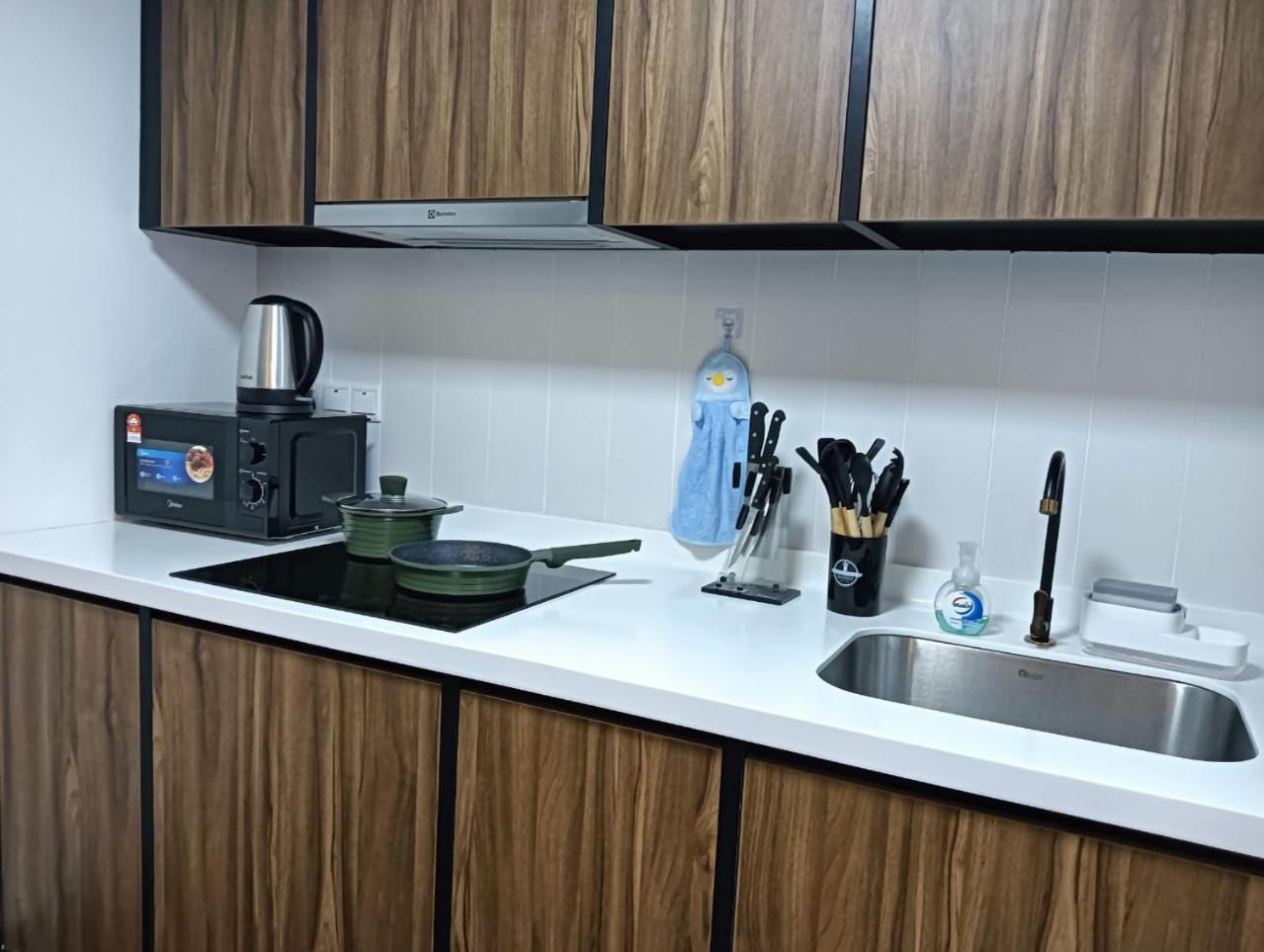 Una Serviced Apartment, Jalan Peel by Rverse Suite