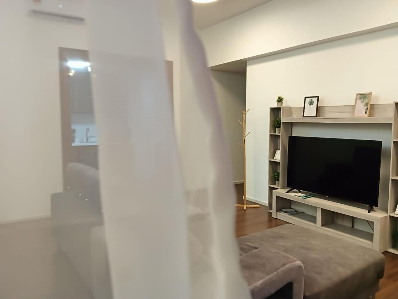 Una Serviced Apartment, Jalan Peel by Rverse Suite