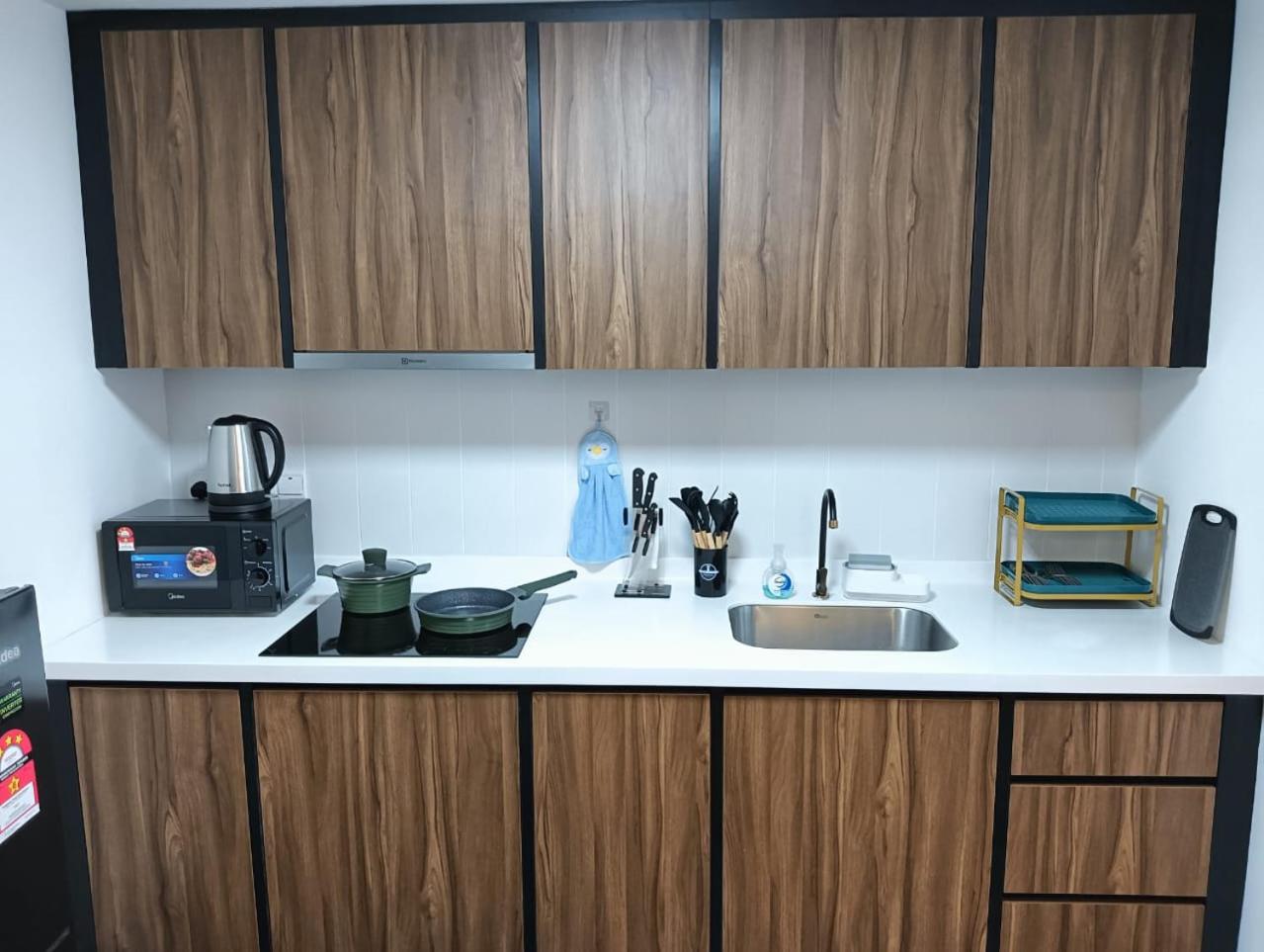 Una Serviced Apartment, Jalan Peel by Rverse Suite