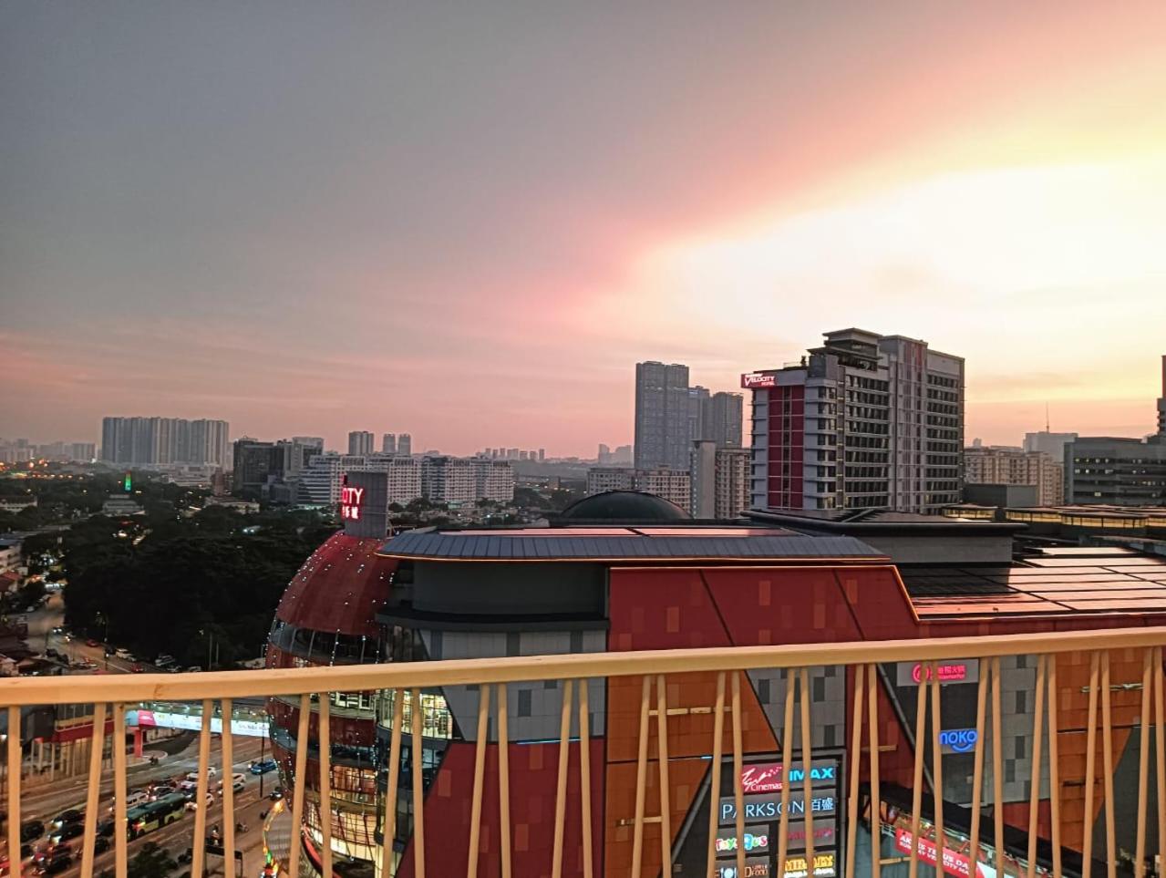 Una Serviced Apartment, Jalan Peel by Rverse Suite