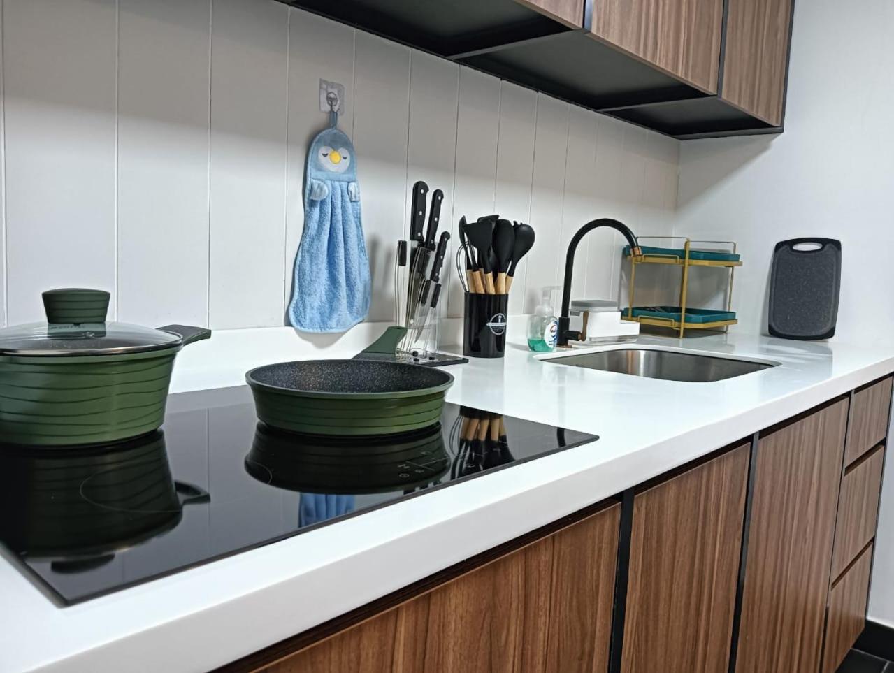 Una Serviced Apartment, Jalan Peel by Rverse Suite