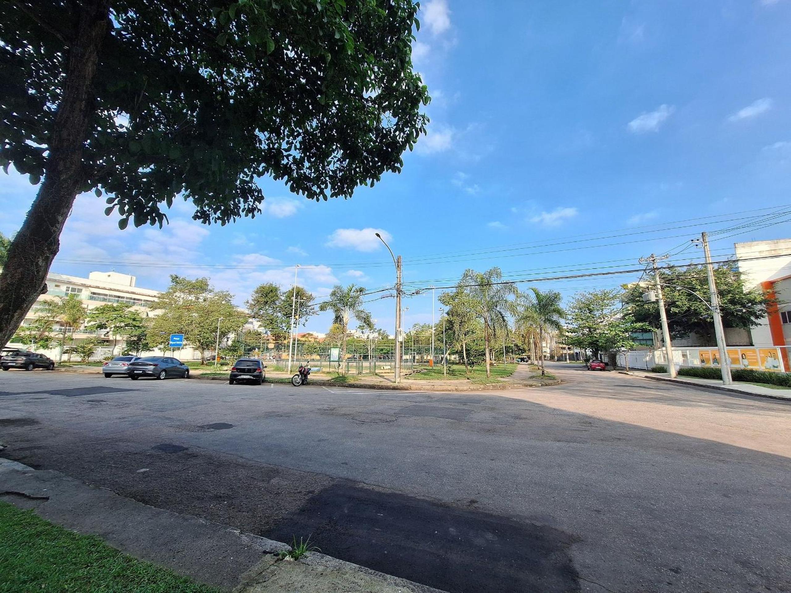 Room in apartment with 5m garage on Recreio beach - next to Rock in Rio