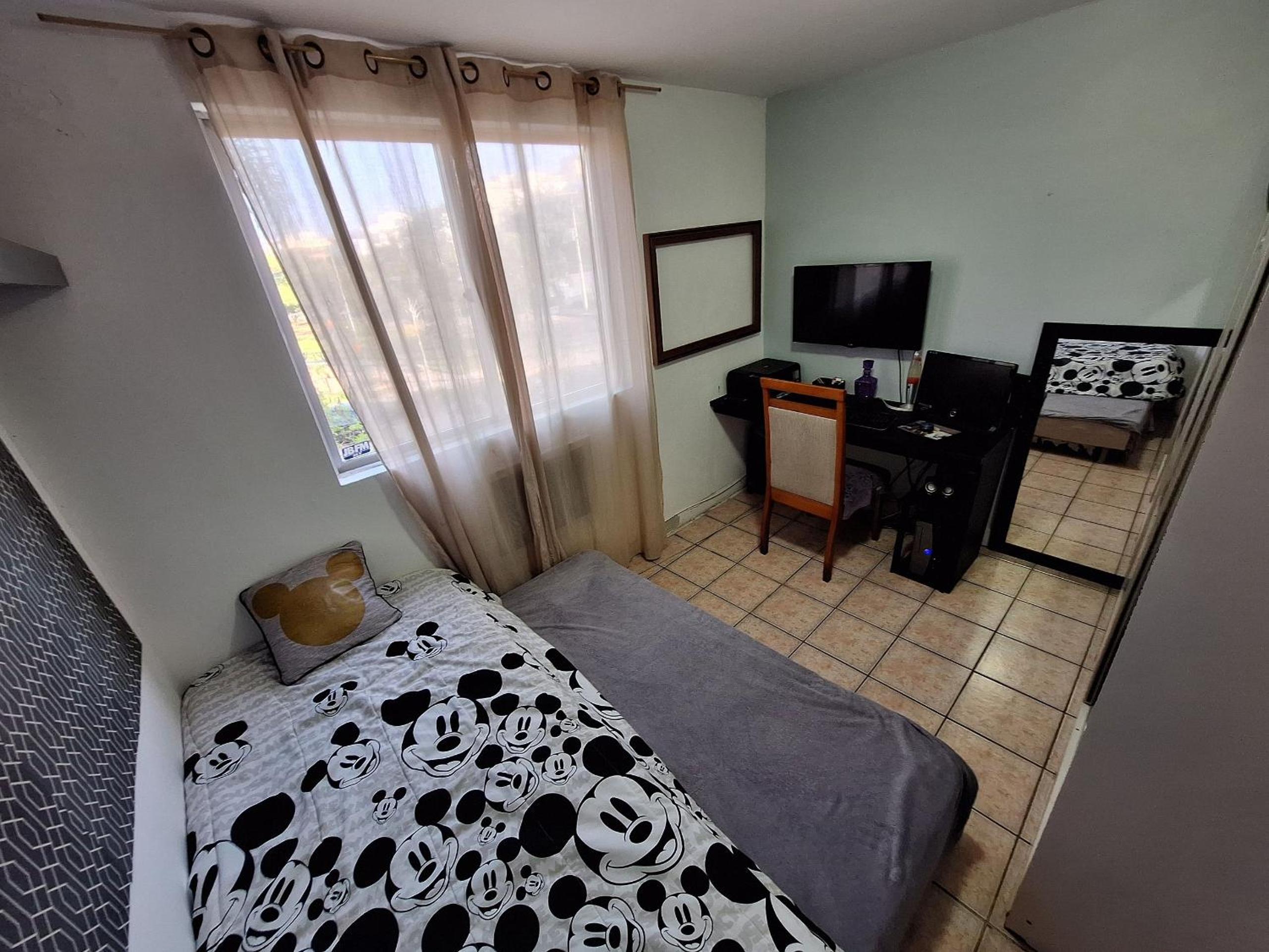Room in apartment with 5m garage on Recreio beach - next to Rock in Rio