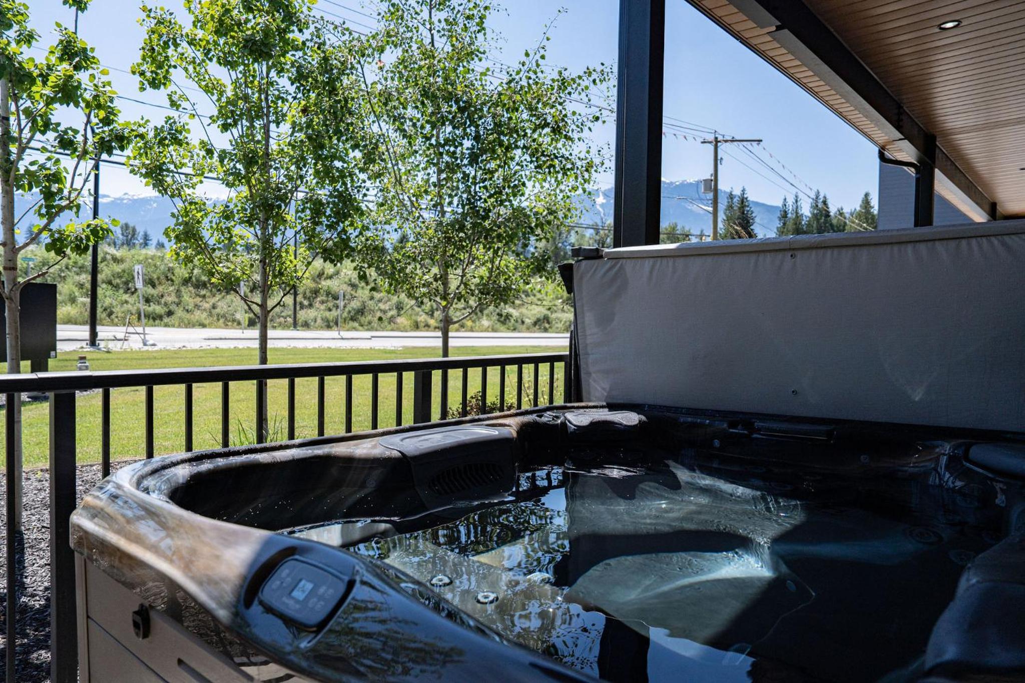 Rustic Retreat by Revelstoke Vacations