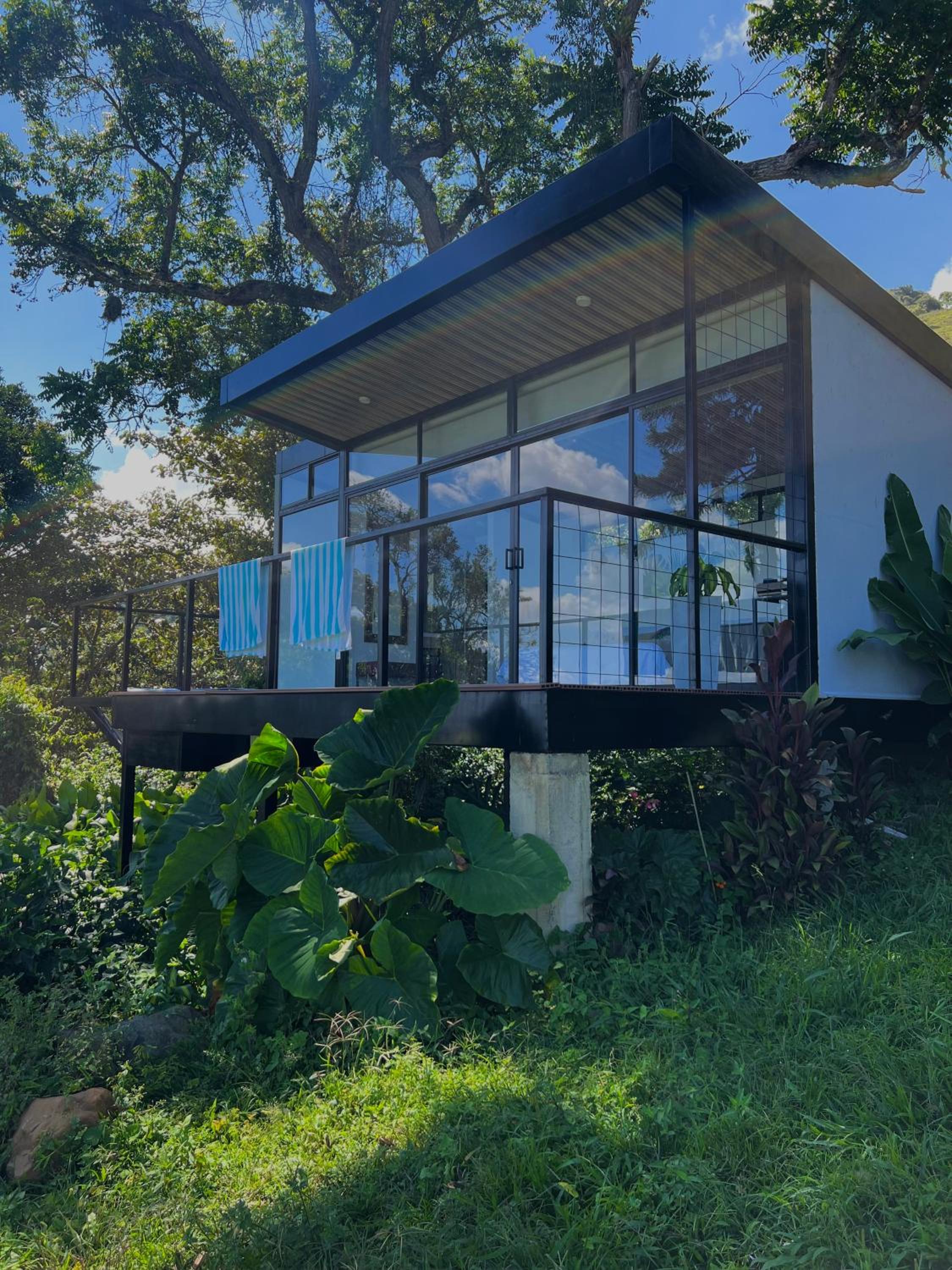 Eco Lodge Los de Arriba en Lago Calima