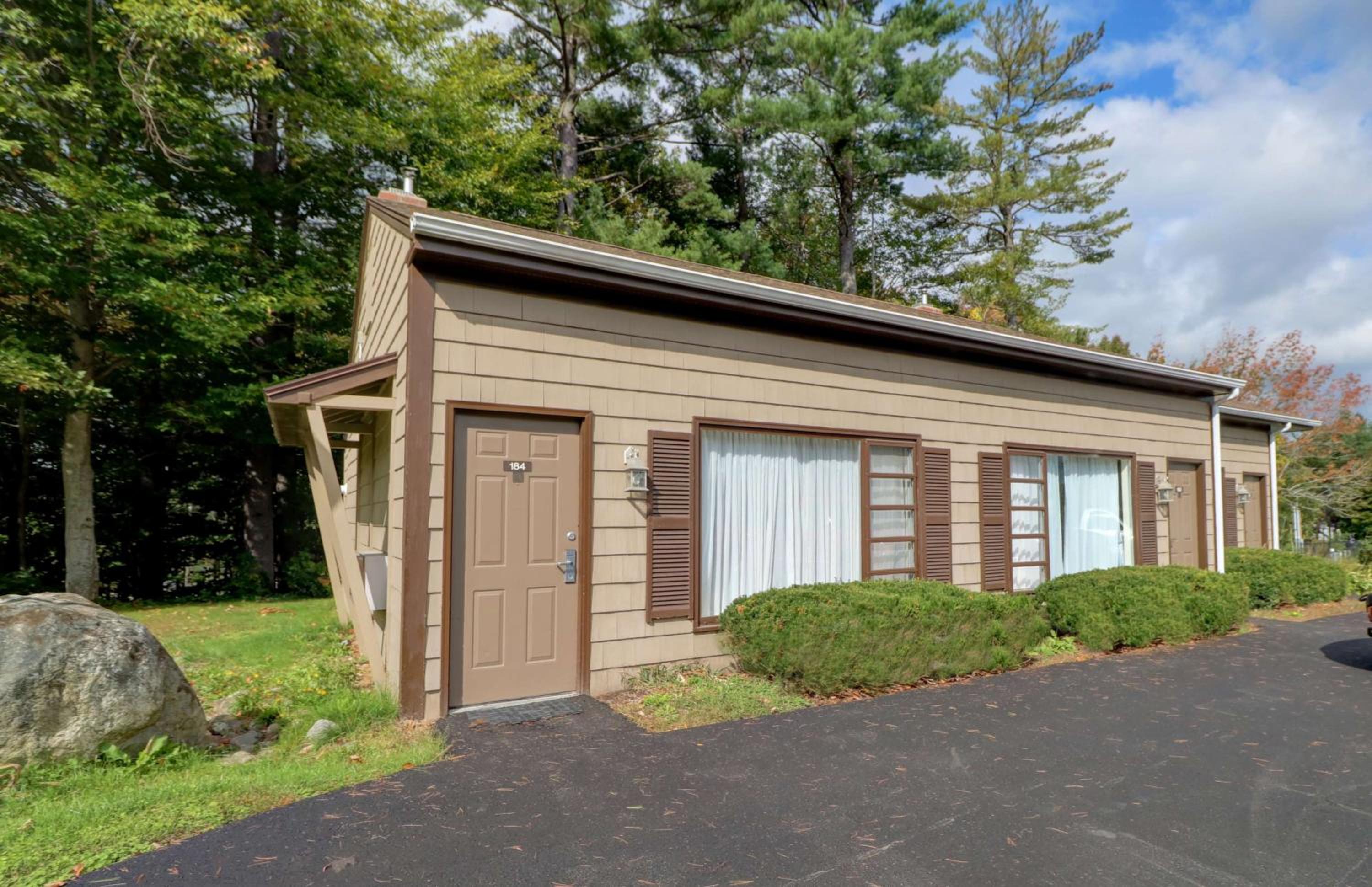 Hotel Senator Inn & Spa - Image 1