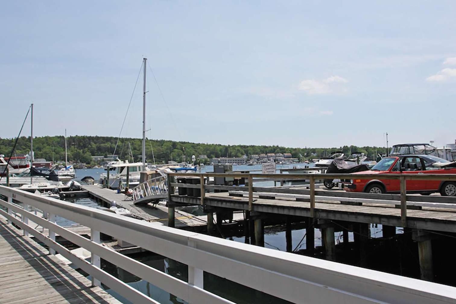 Tugboat Inn