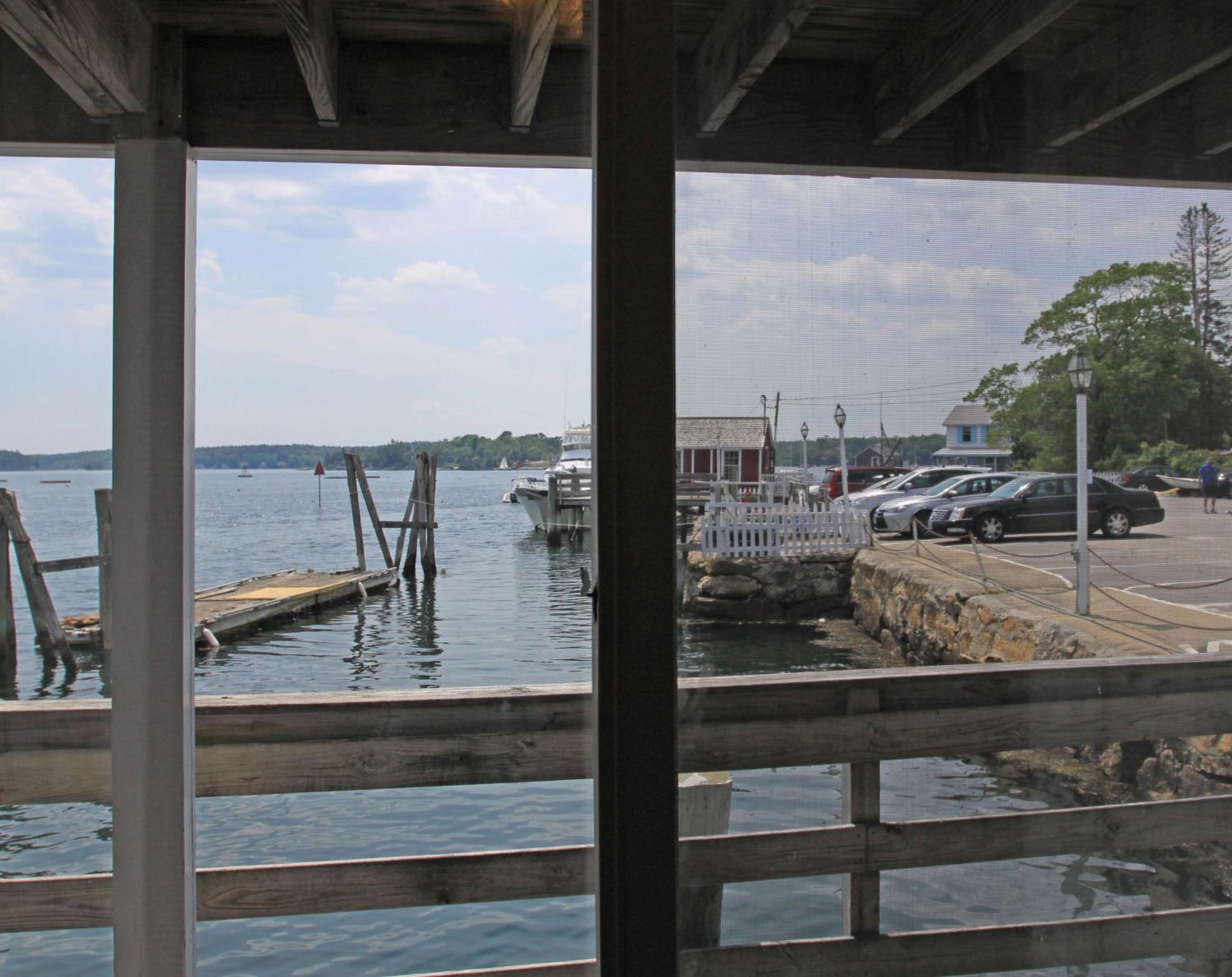 Tugboat Inn