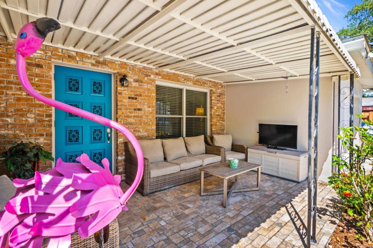 St. Pete Haven Private 3 Bedroom 1.5 Bath Home
