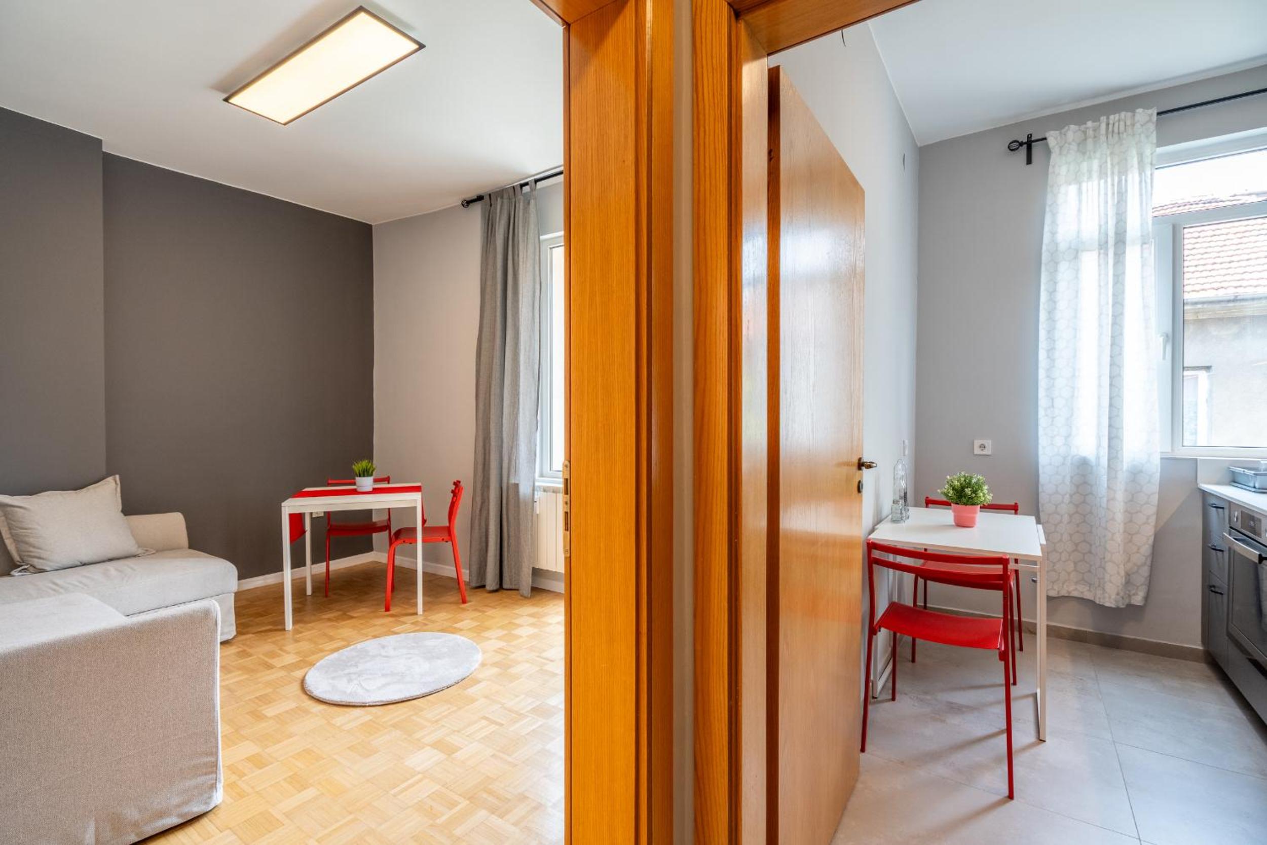 Downtown apartment EYMI