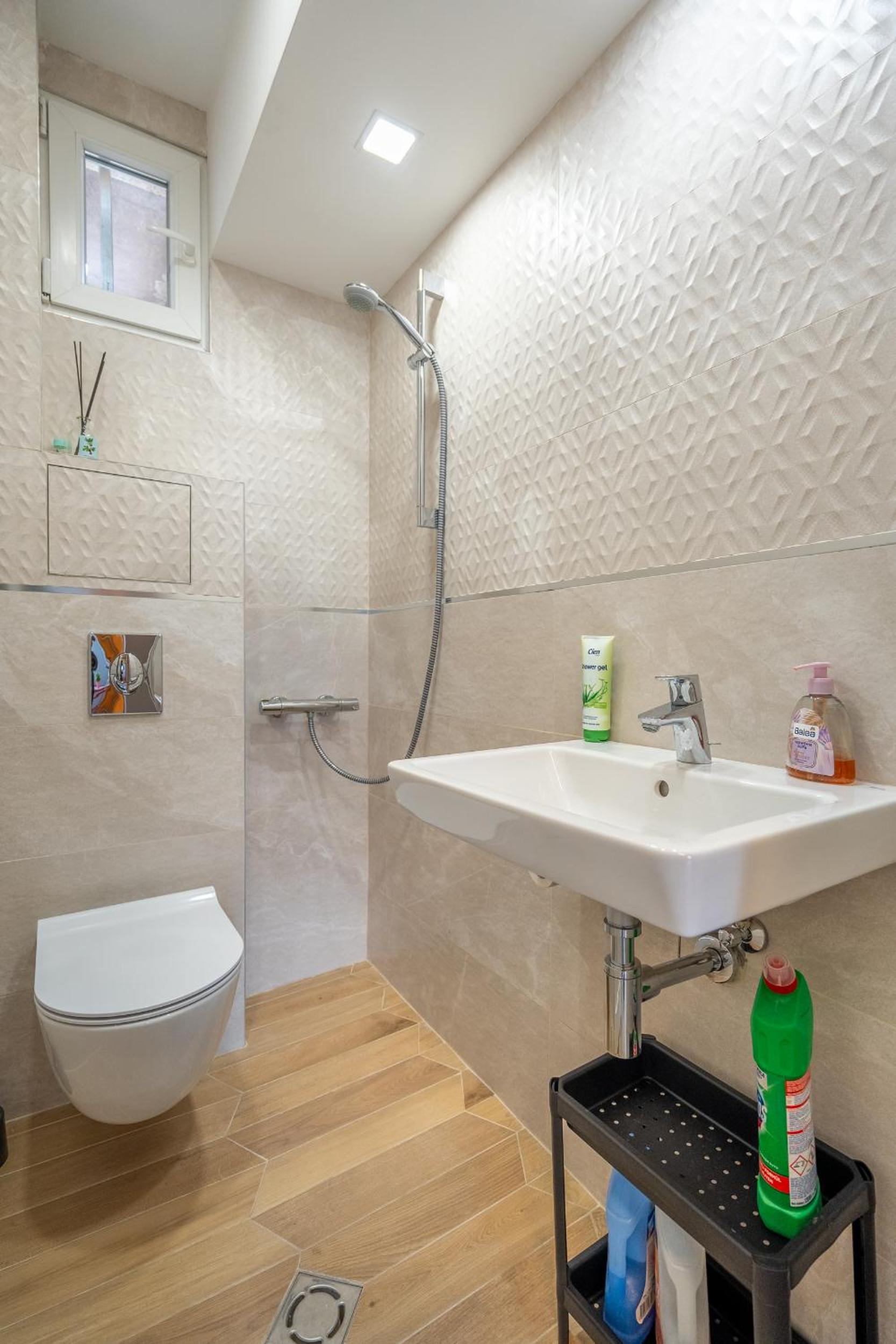 Downtown apartment EYMI